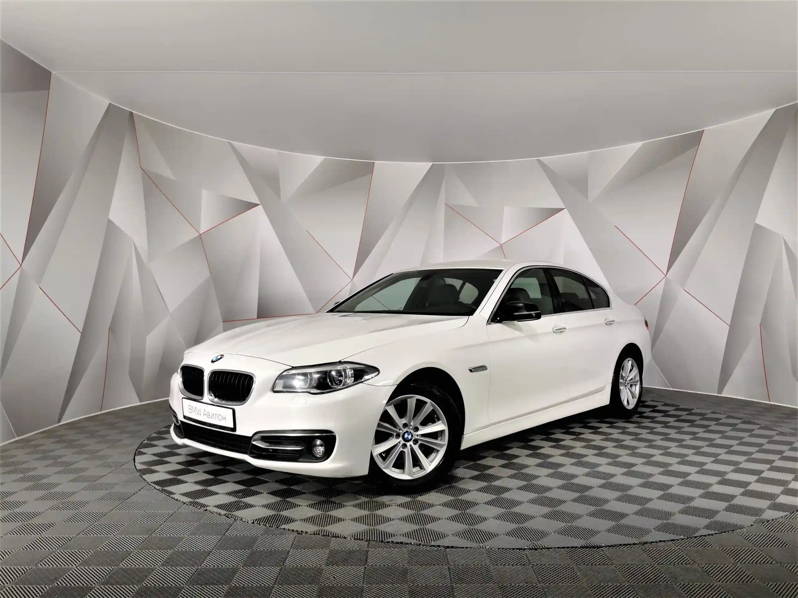 BMW 5 серия 2015