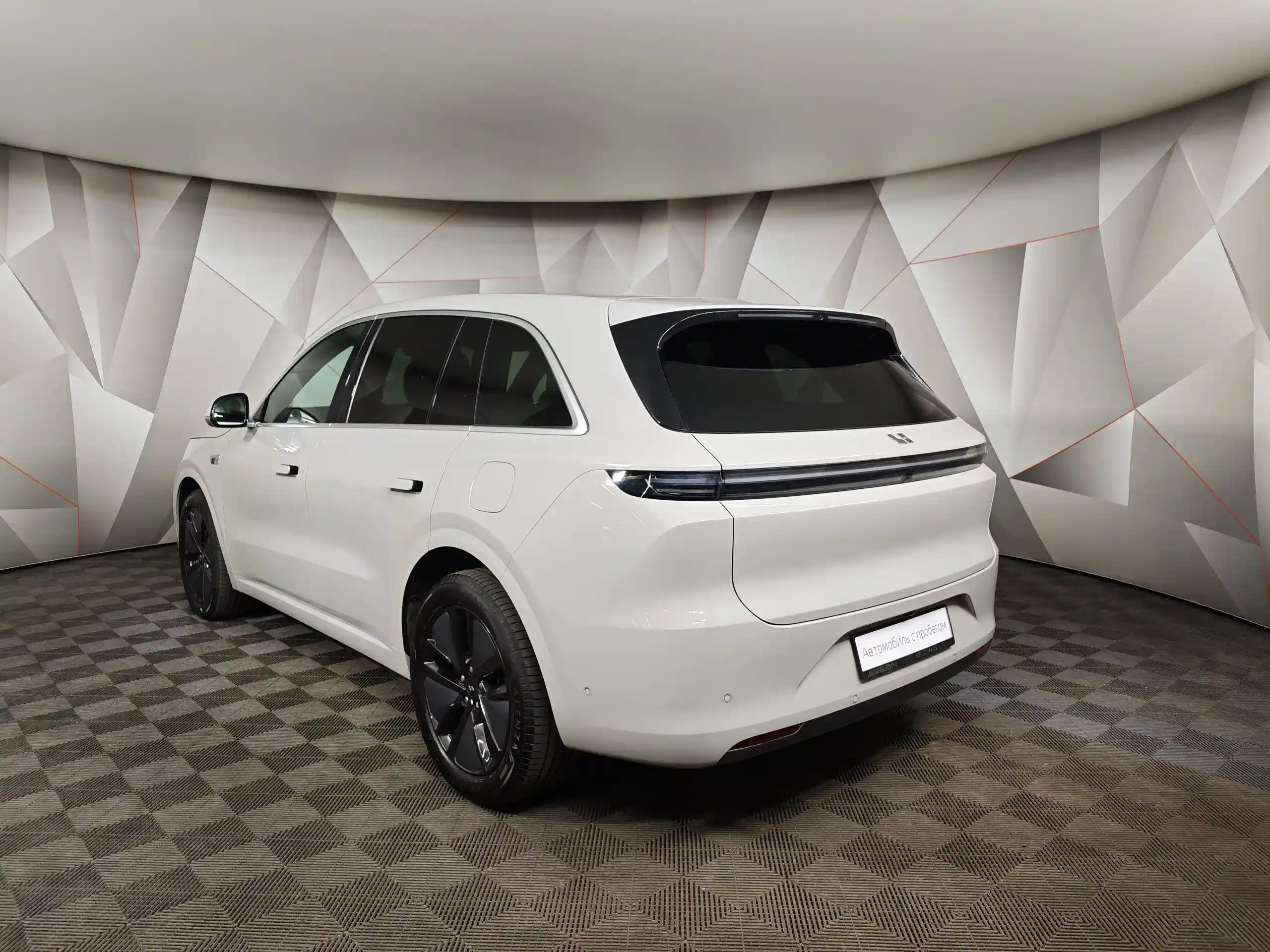 Li Auto L6 2025