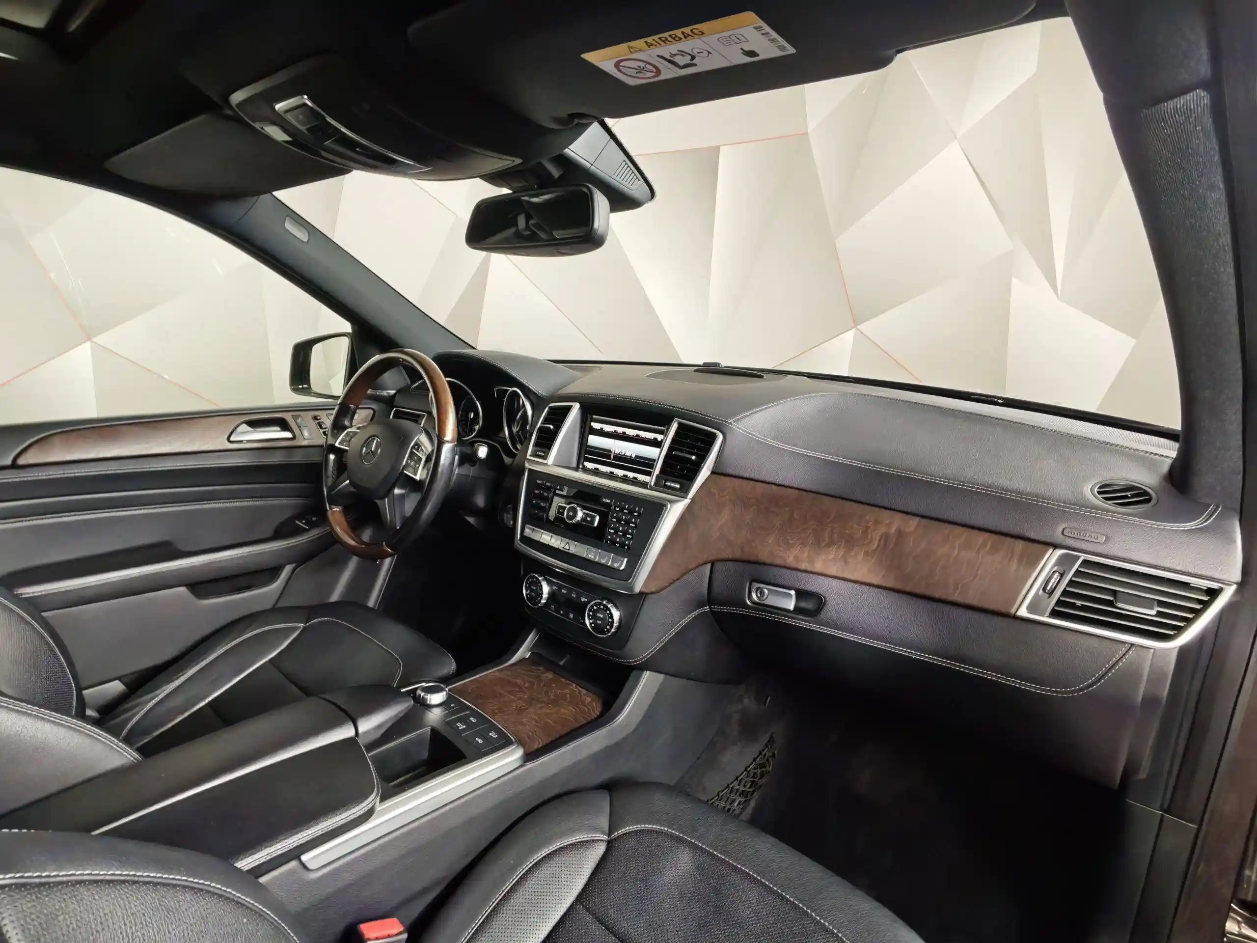 Mercedes-Benz M-Класс 2014