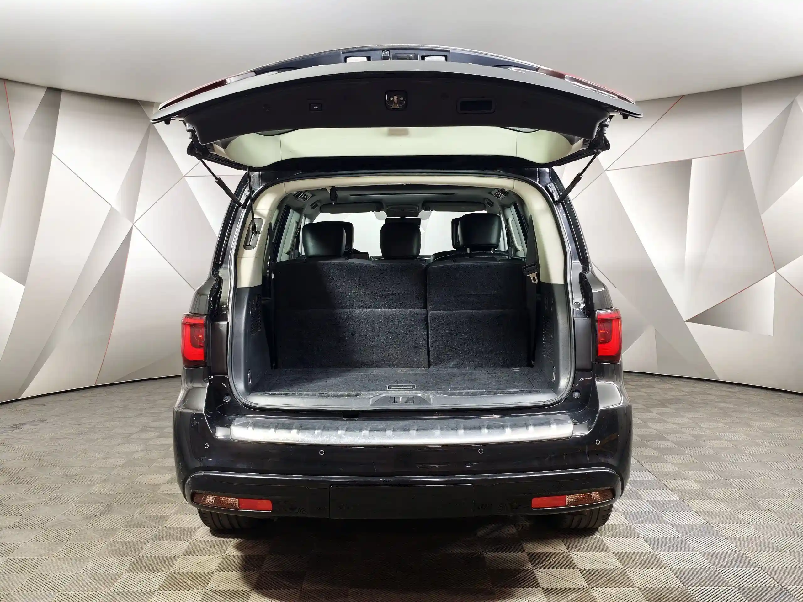 Infiniti QX80 2018