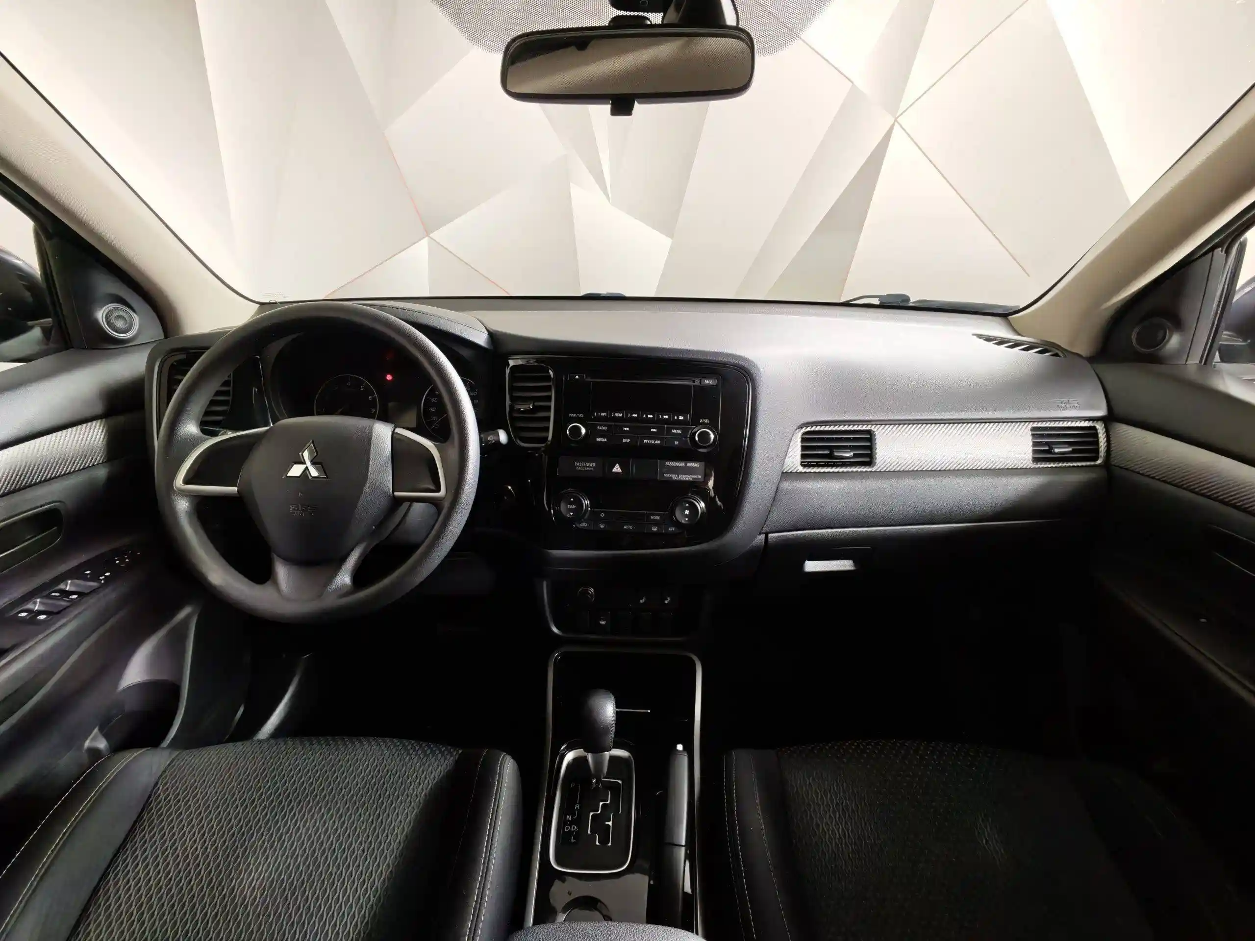 Mitsubishi Outlander 2018