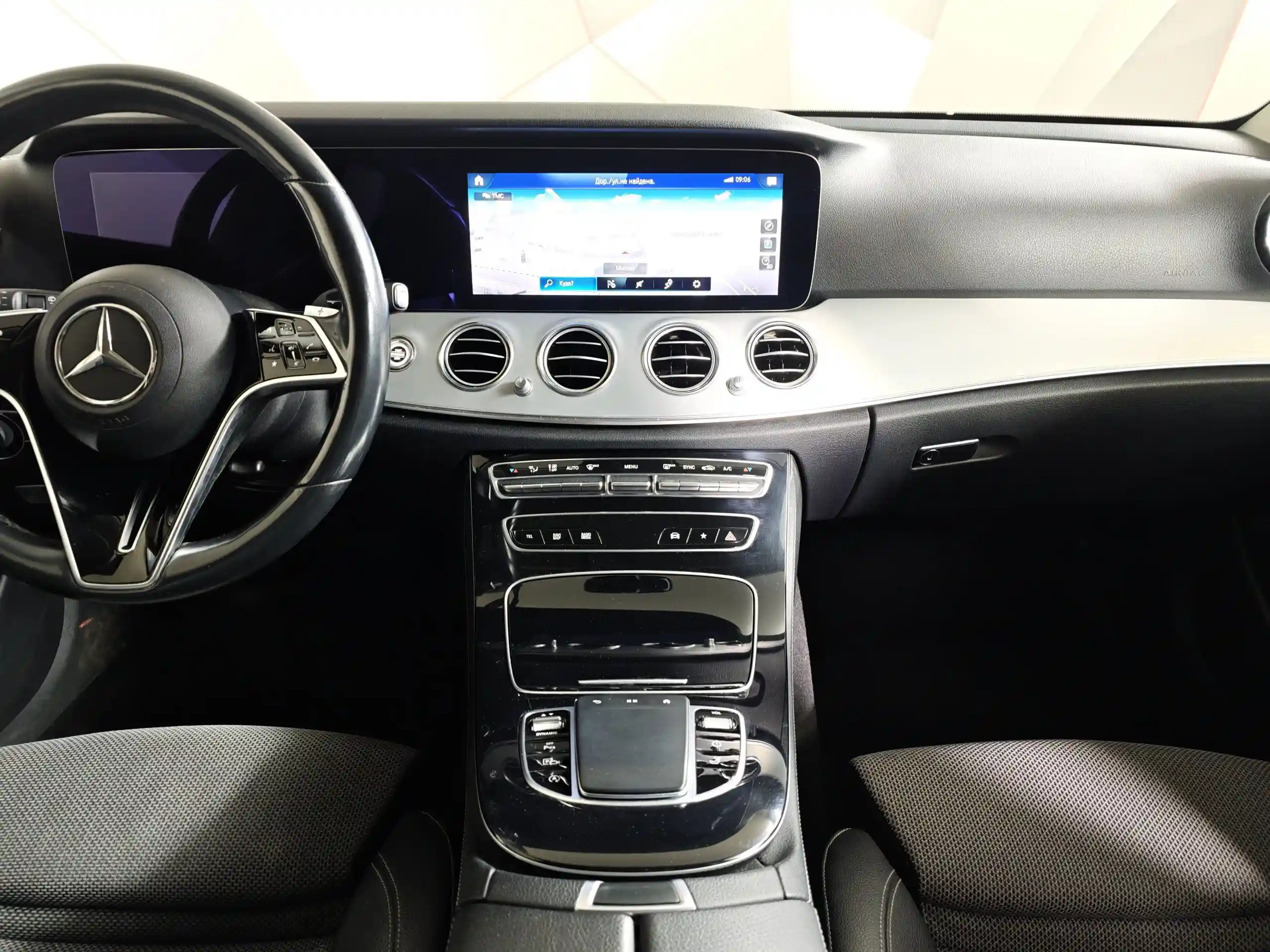 Mercedes-Benz E-Класс 2021