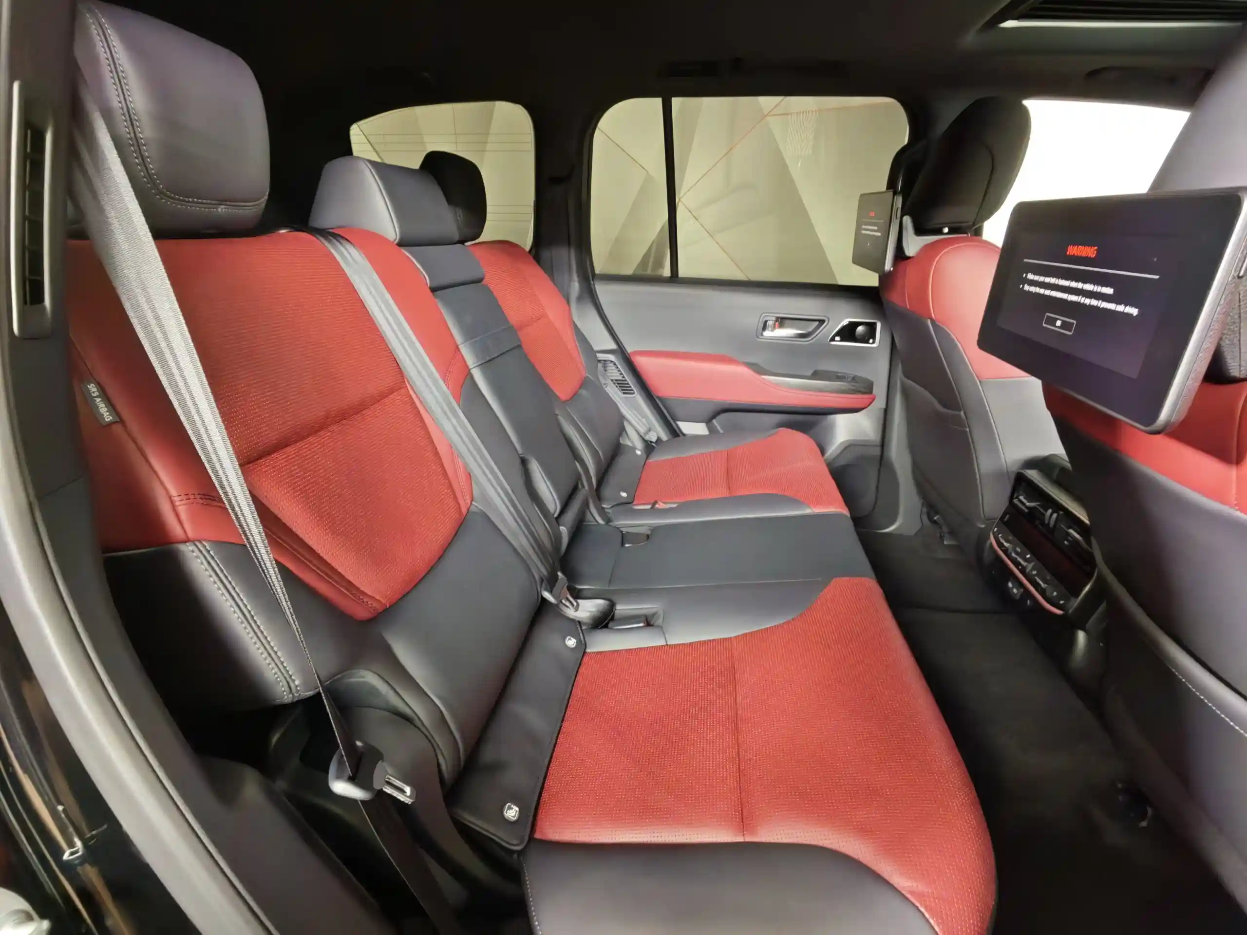 Toyota Land Cruiser 2024
