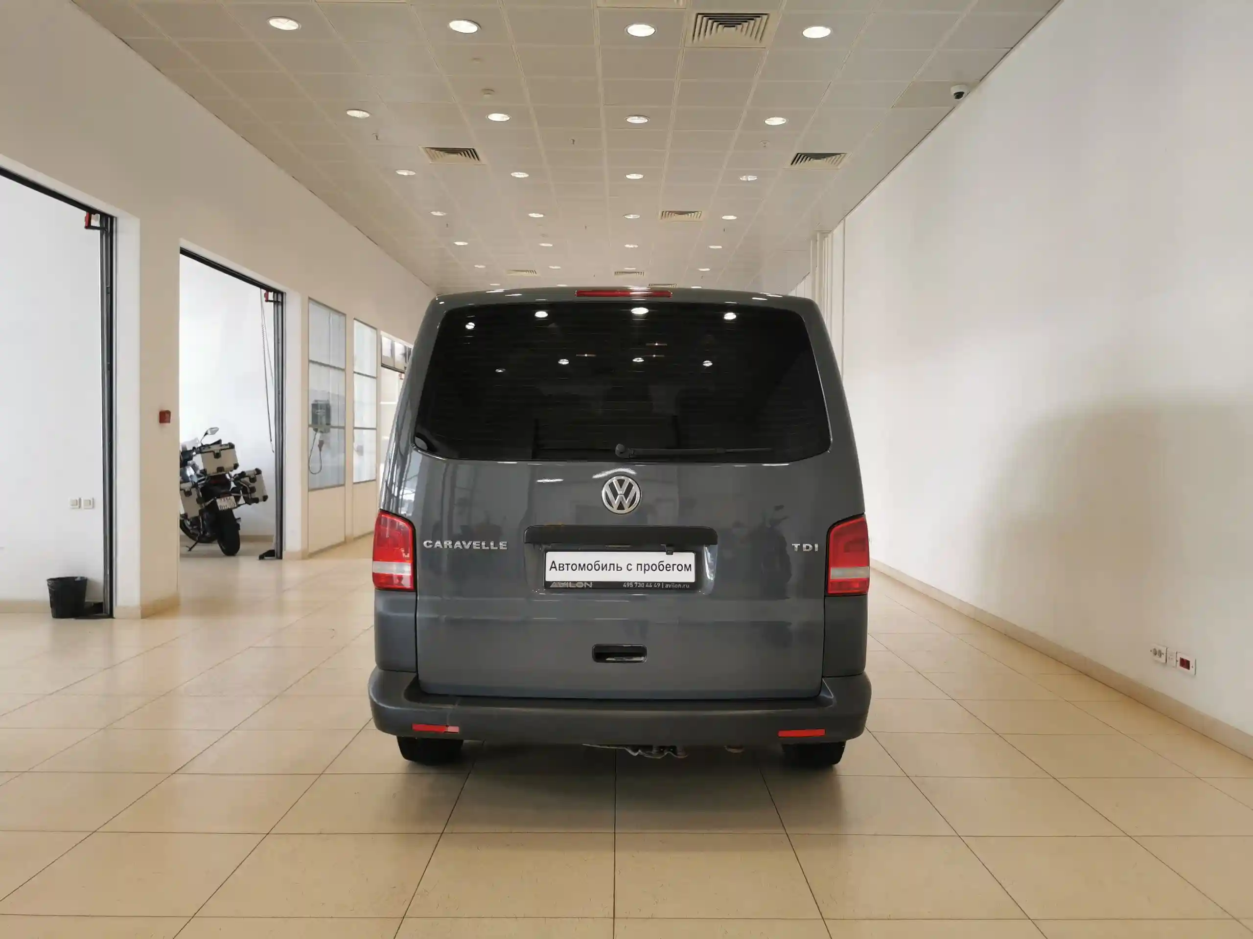 Volkswagen Caravelle 2011