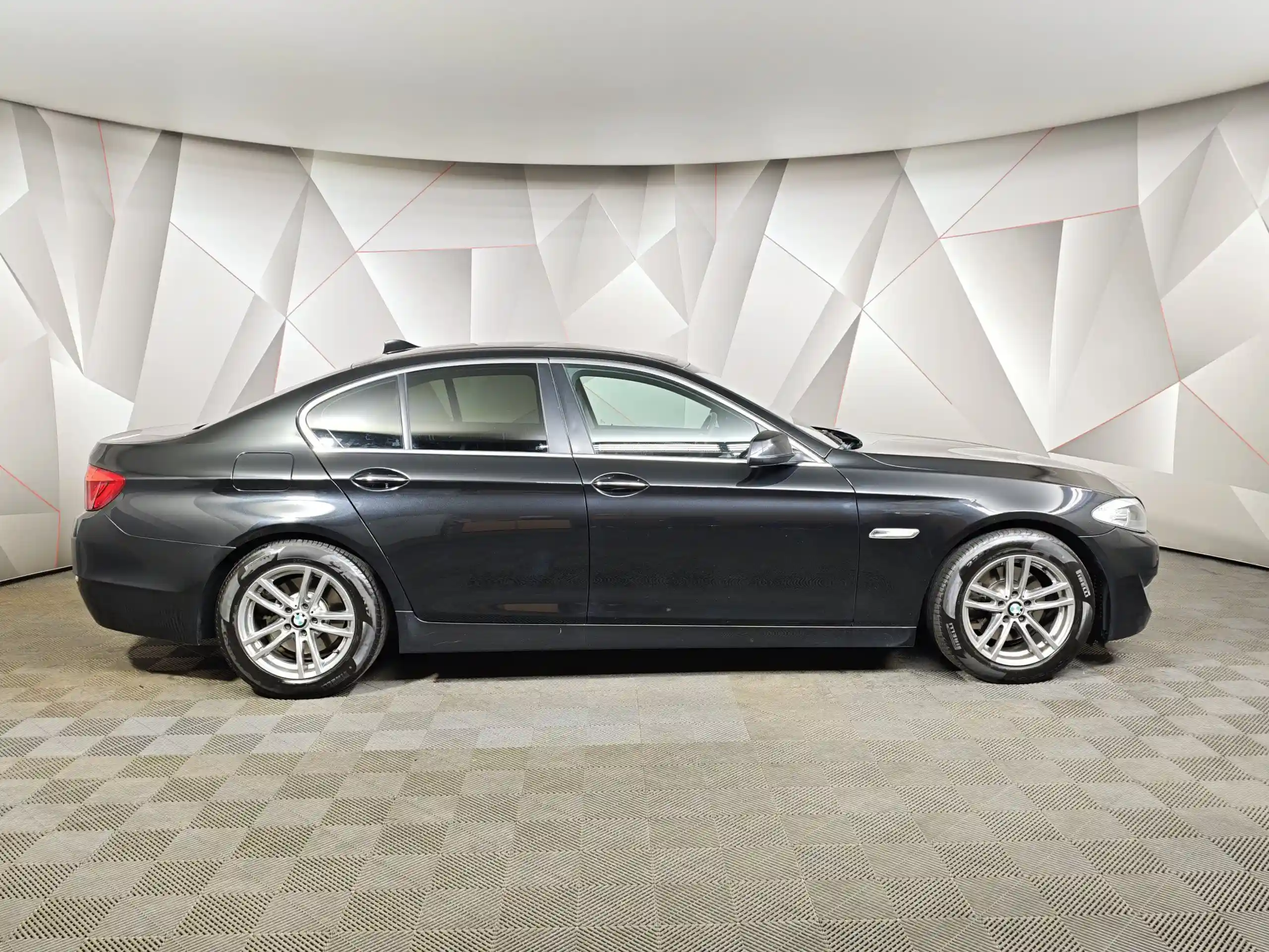 BMW 5 серия 2012