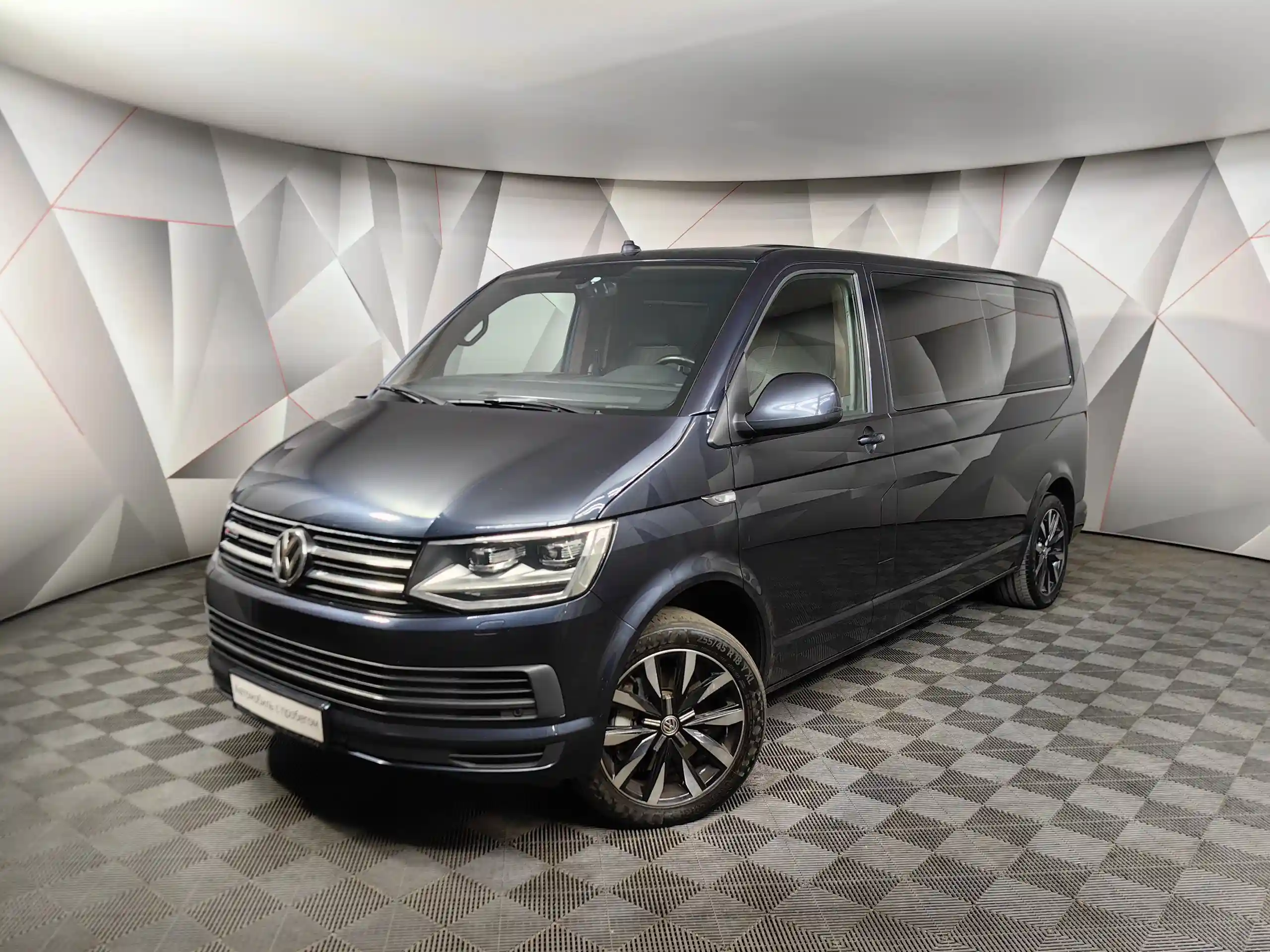 Volkswagen Caravelle 2018
