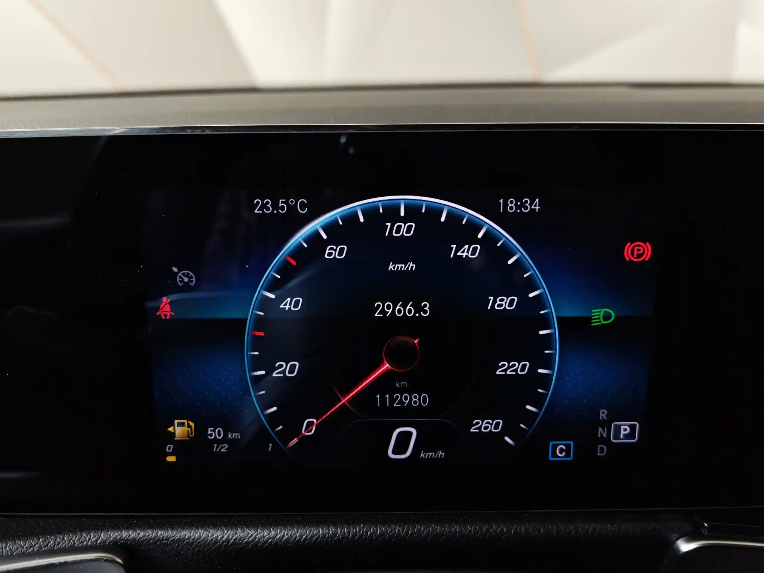 Mercedes-Benz GLB 2021