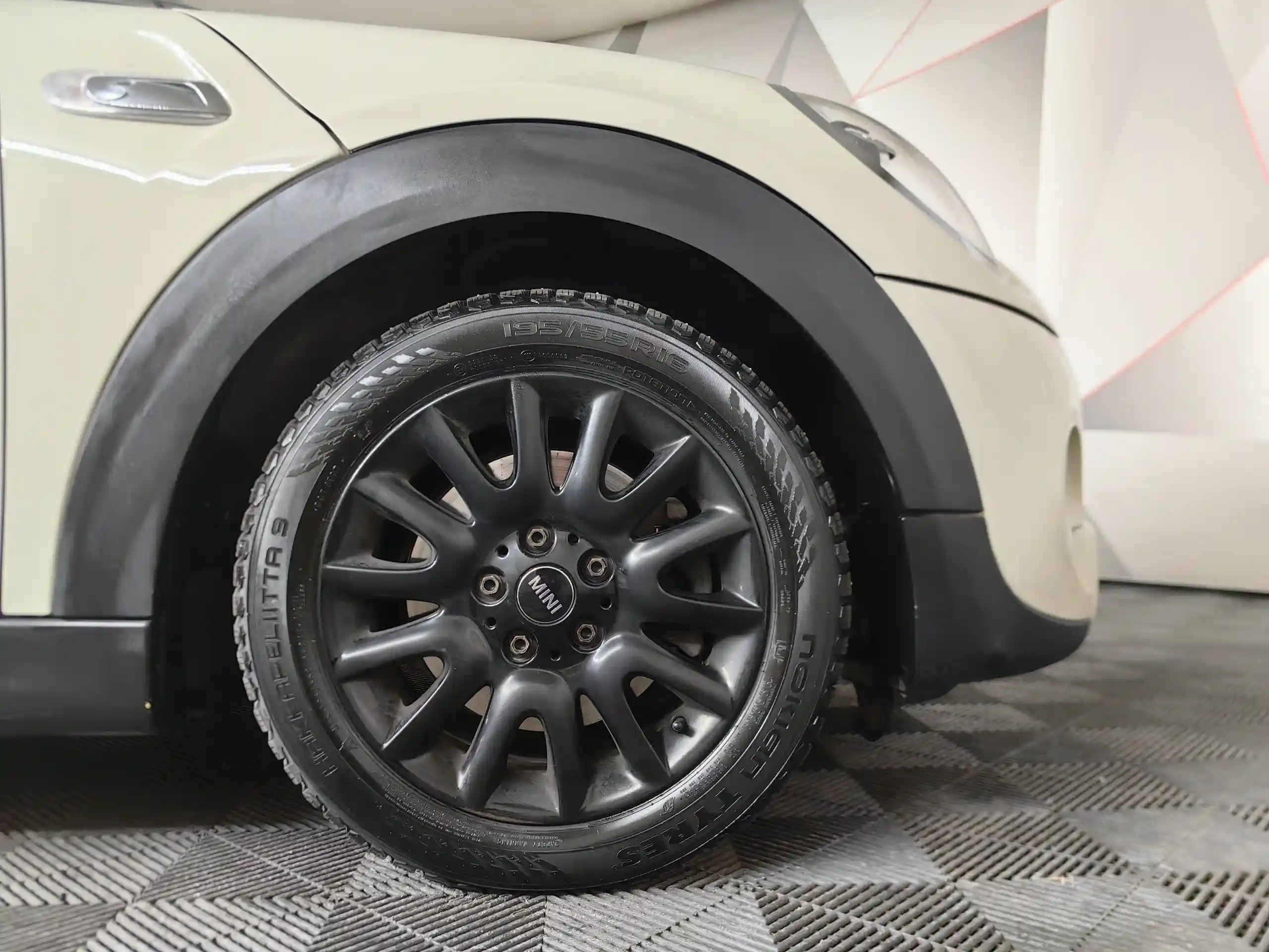 Mini 5 дверей 2017