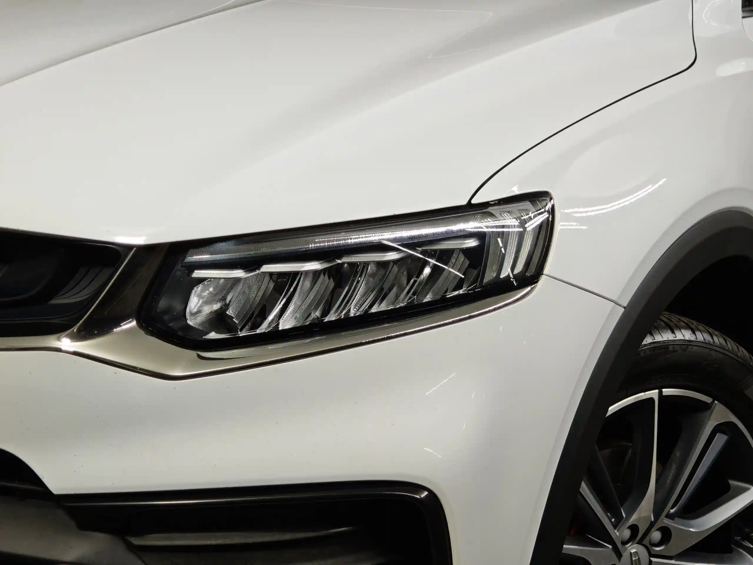 Geely Tugella 2021