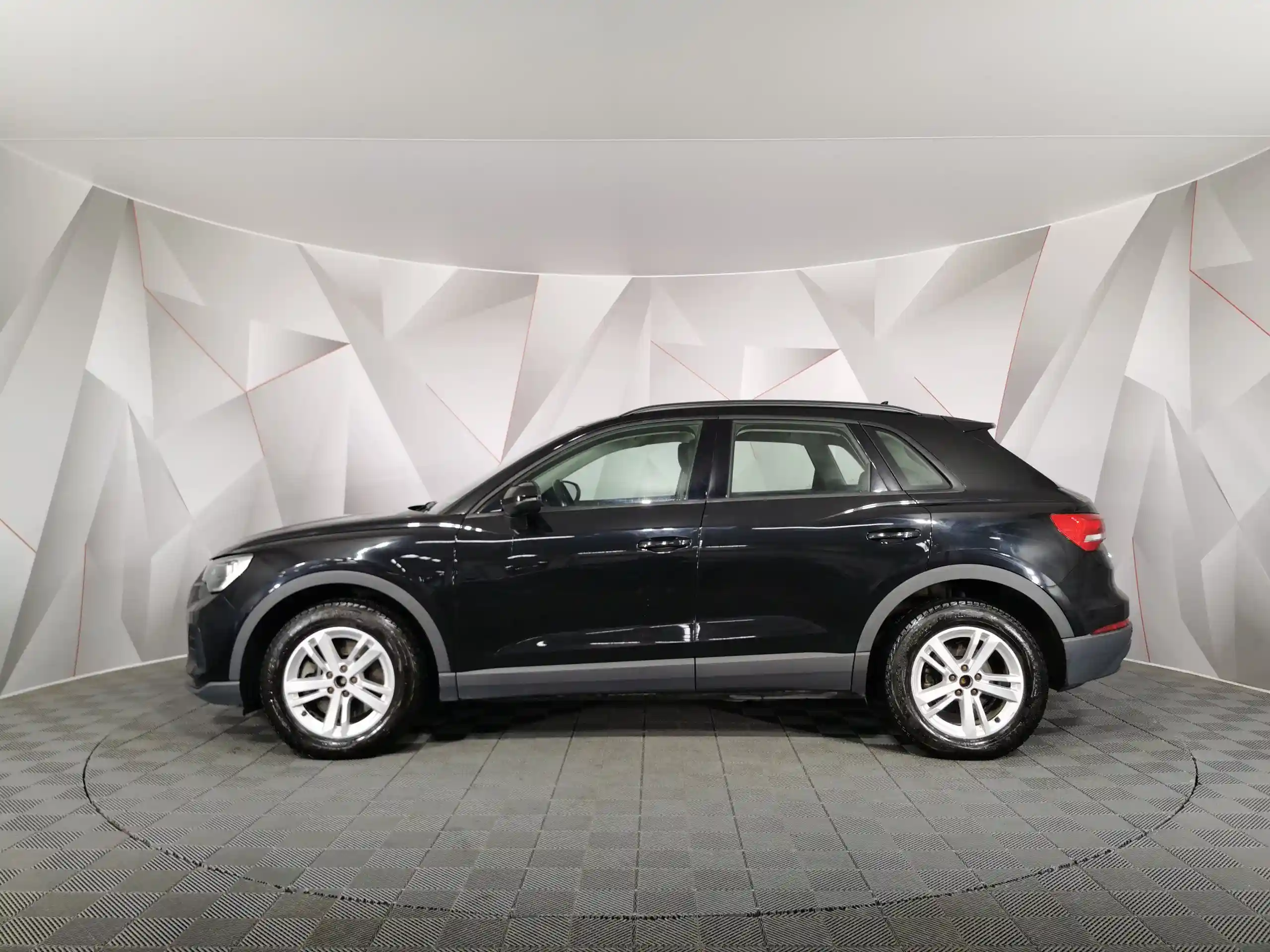 Audi Q3 2021