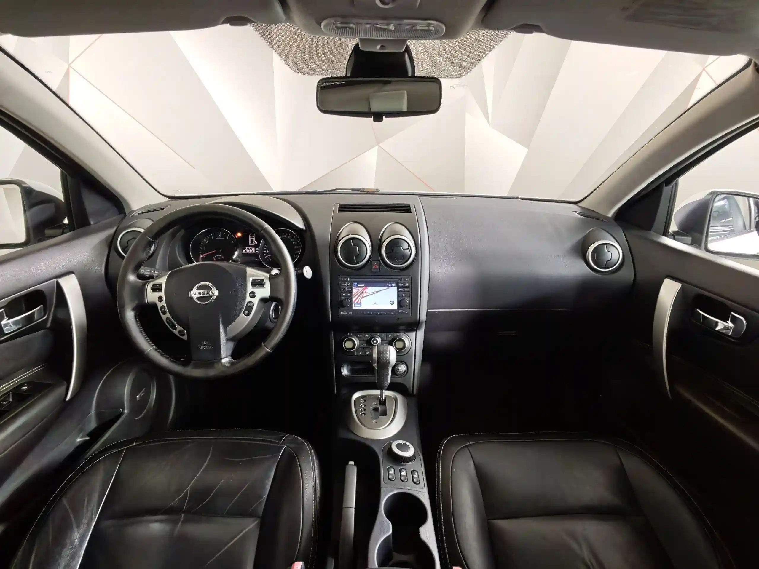 Nissan Qashqai + 2 2010