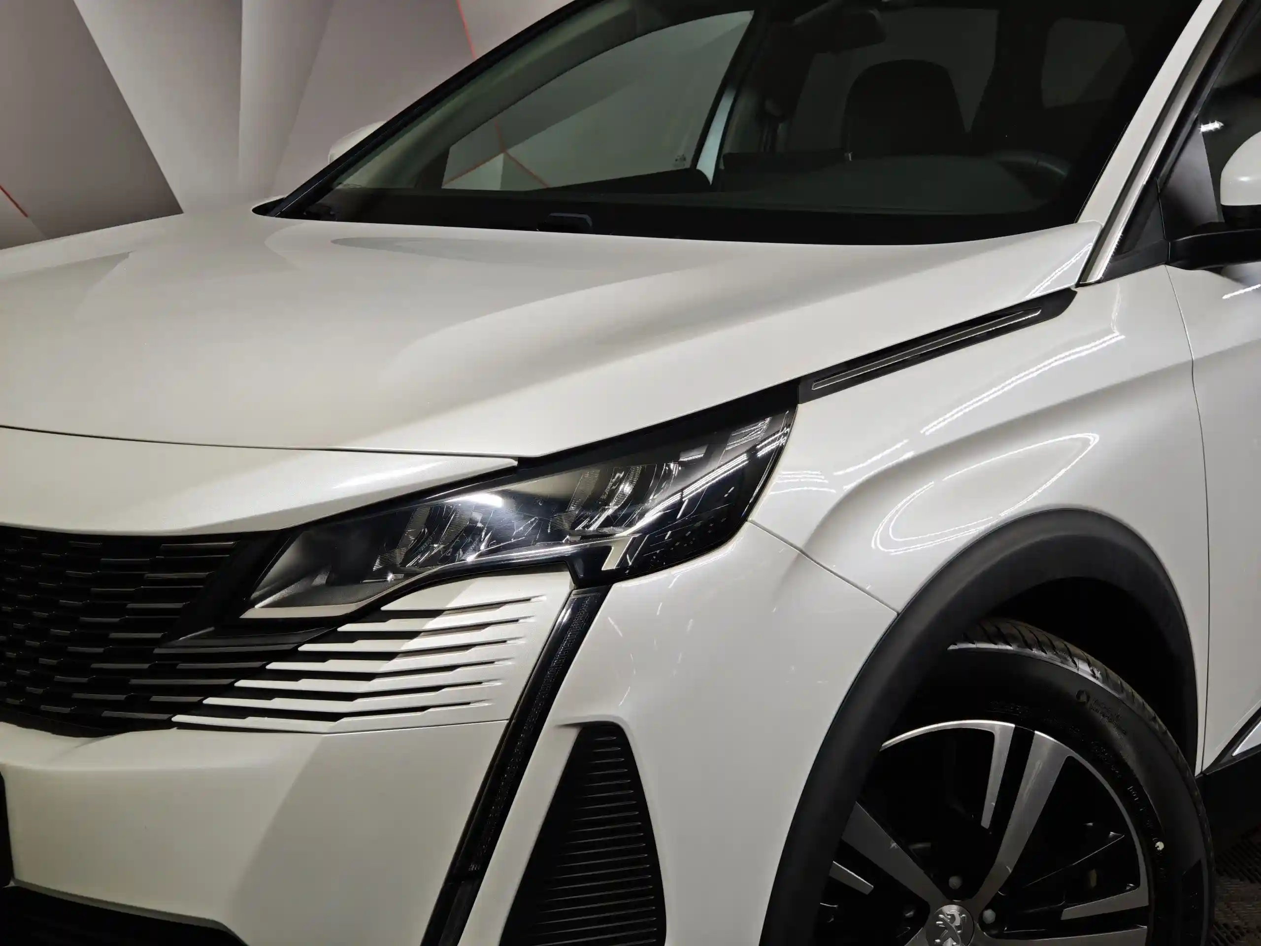 Peugeot 5008 2021