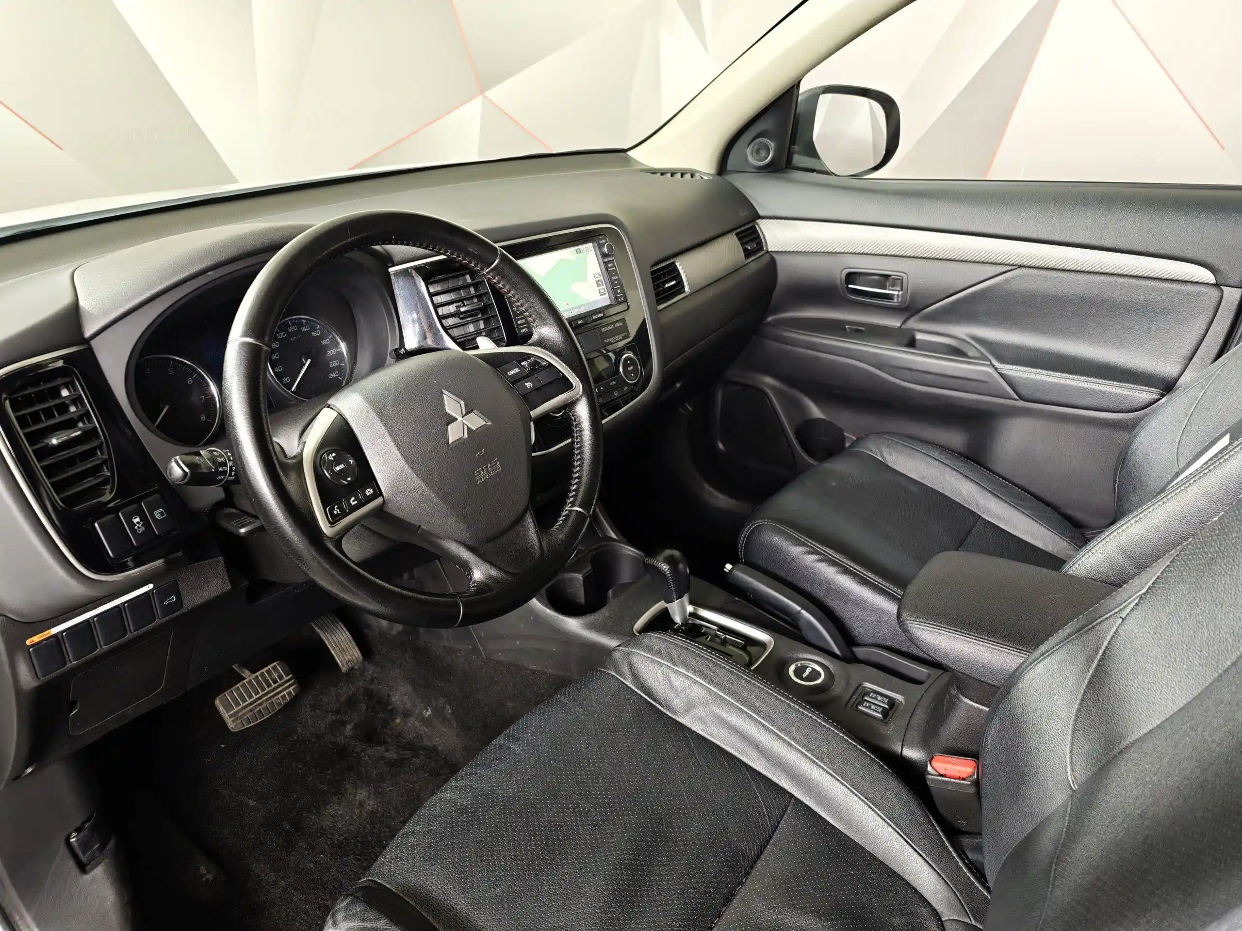 Mitsubishi Outlander 2014