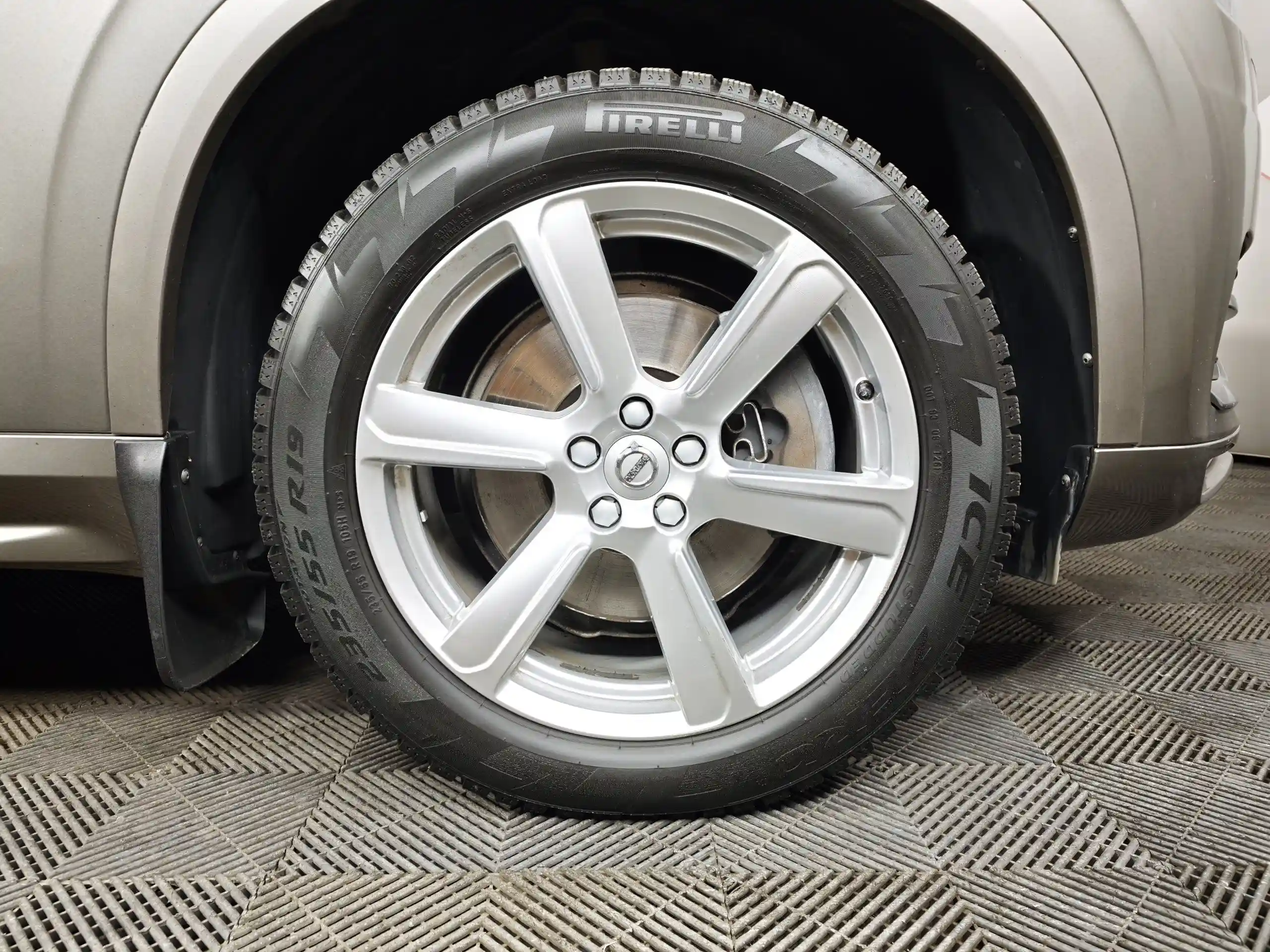Volvo XC90 2021