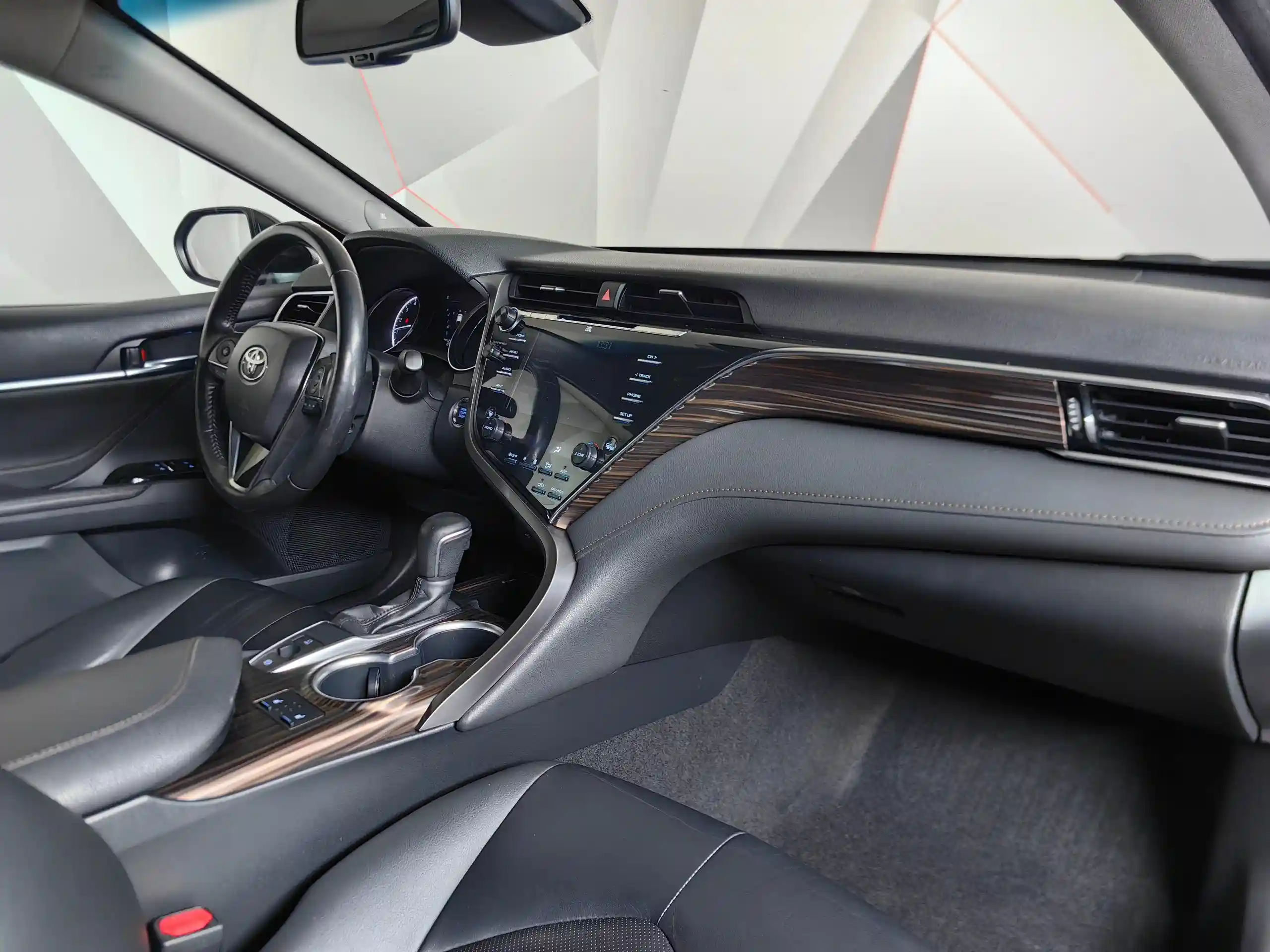 Toyota Camry 2019