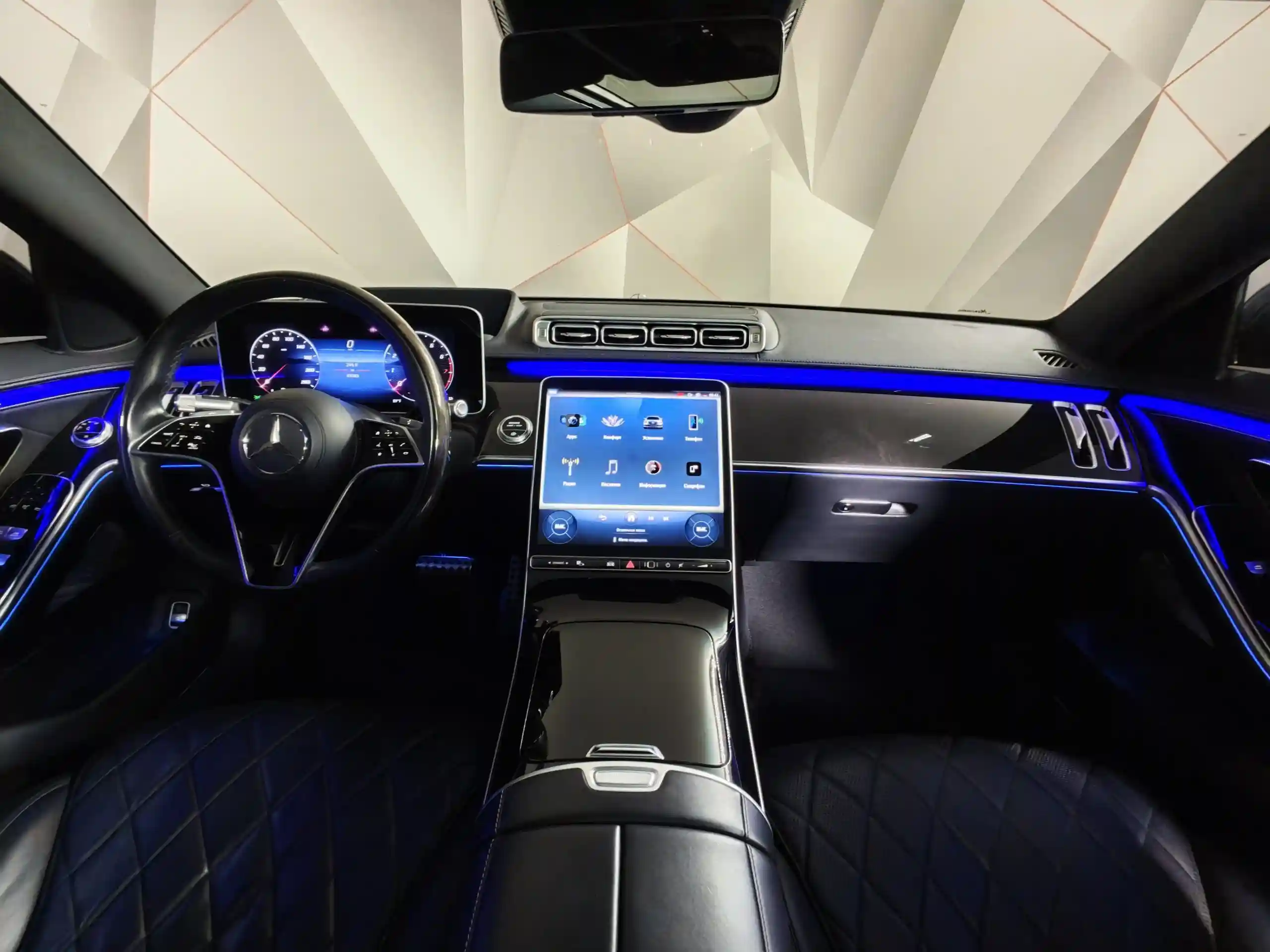Mercedes-Benz S-Класс 2021