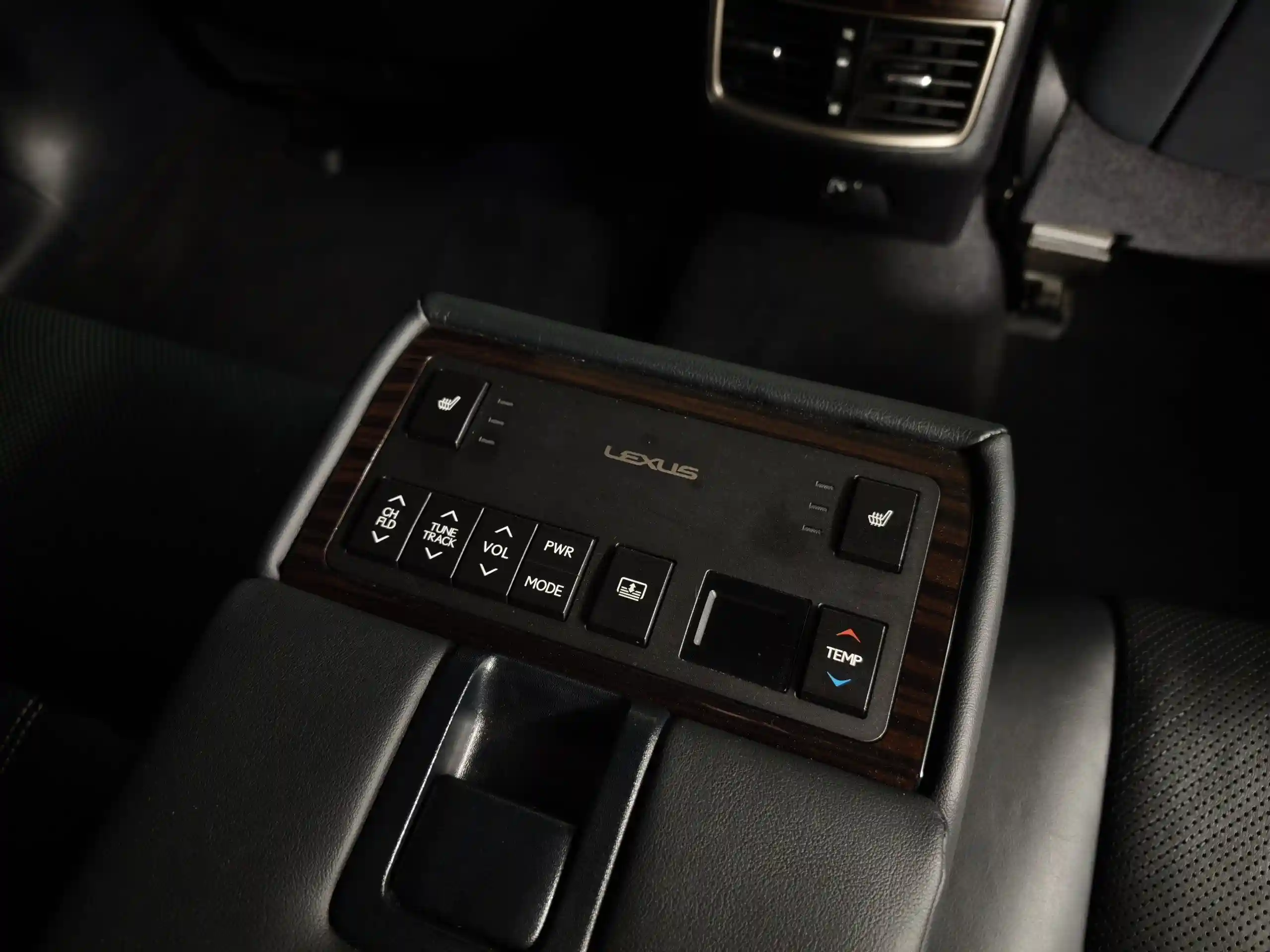Lexus ES 2016