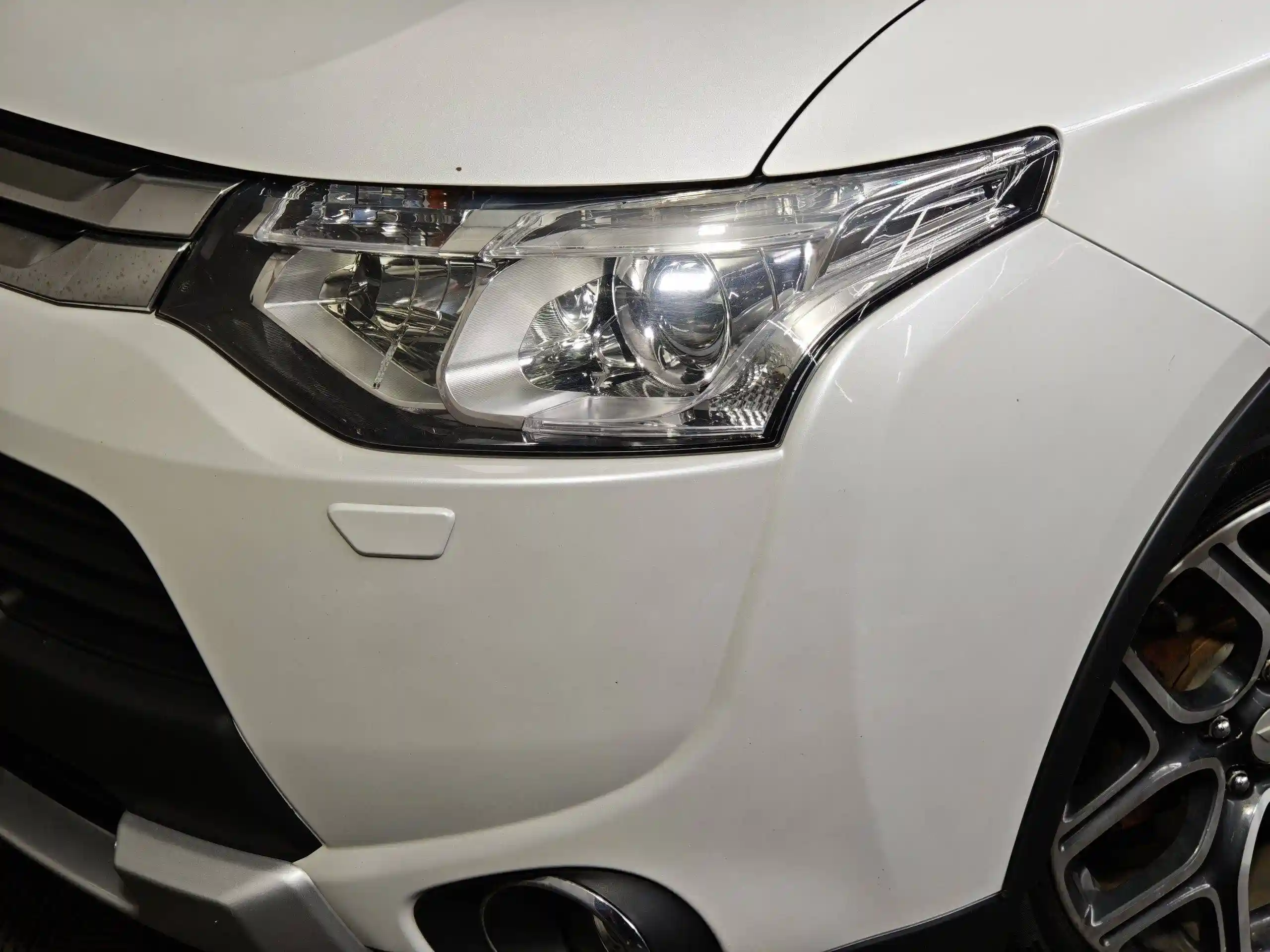 Mitsubishi Outlander 2014