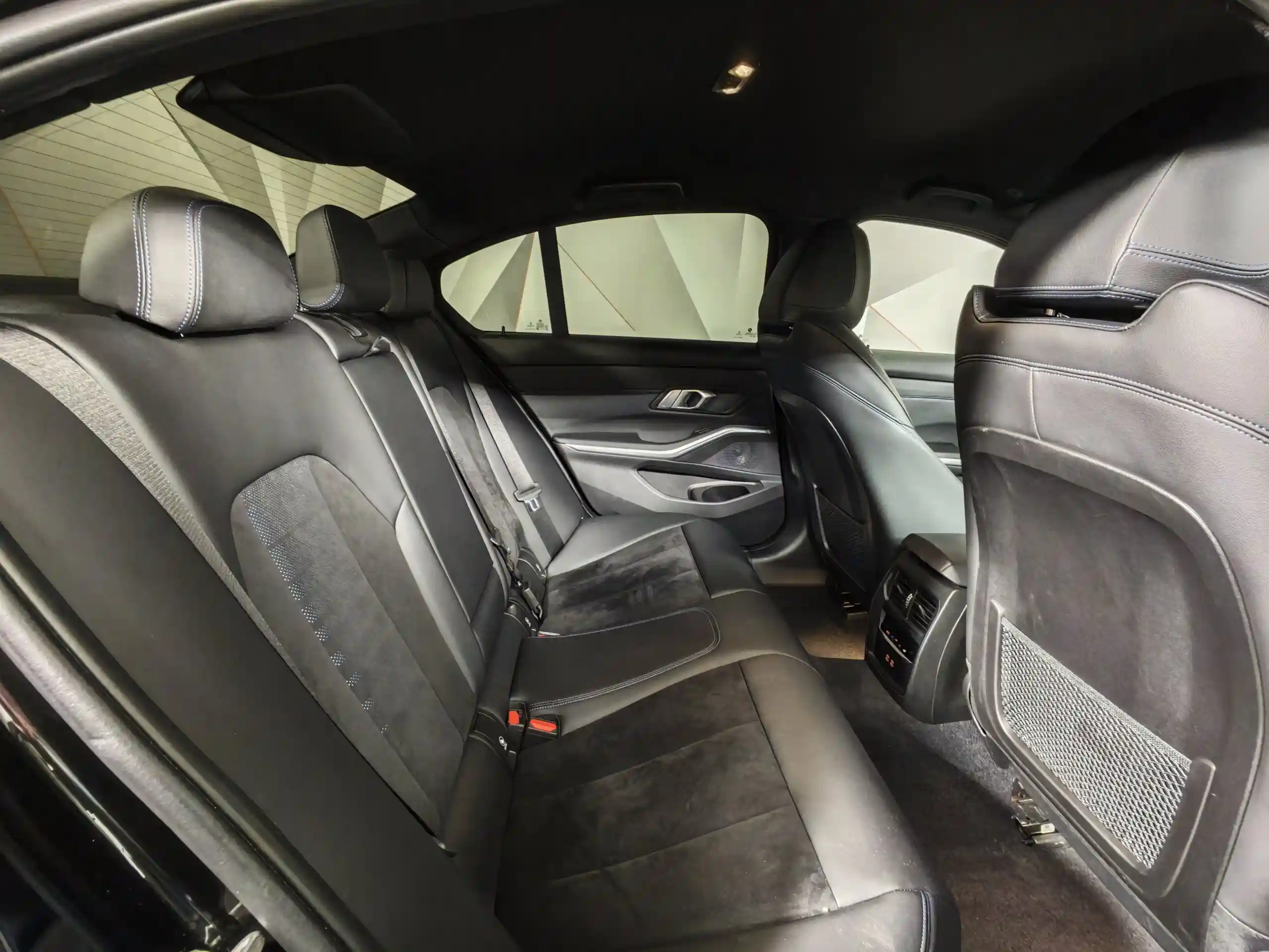 BMW 3 серия 2021