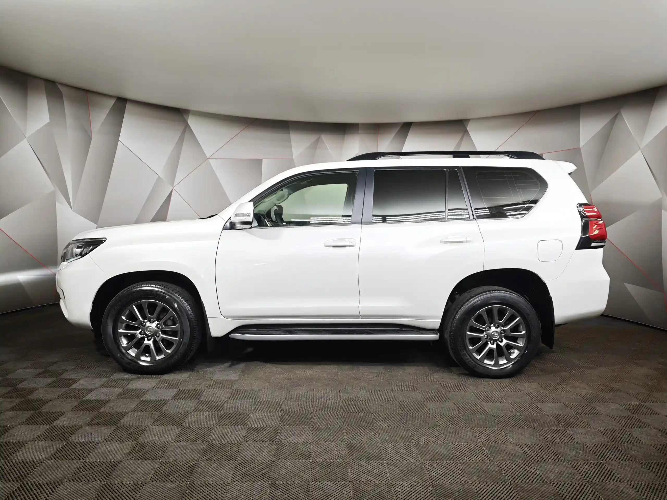 Toyota Land Cruiser Prado 2019
