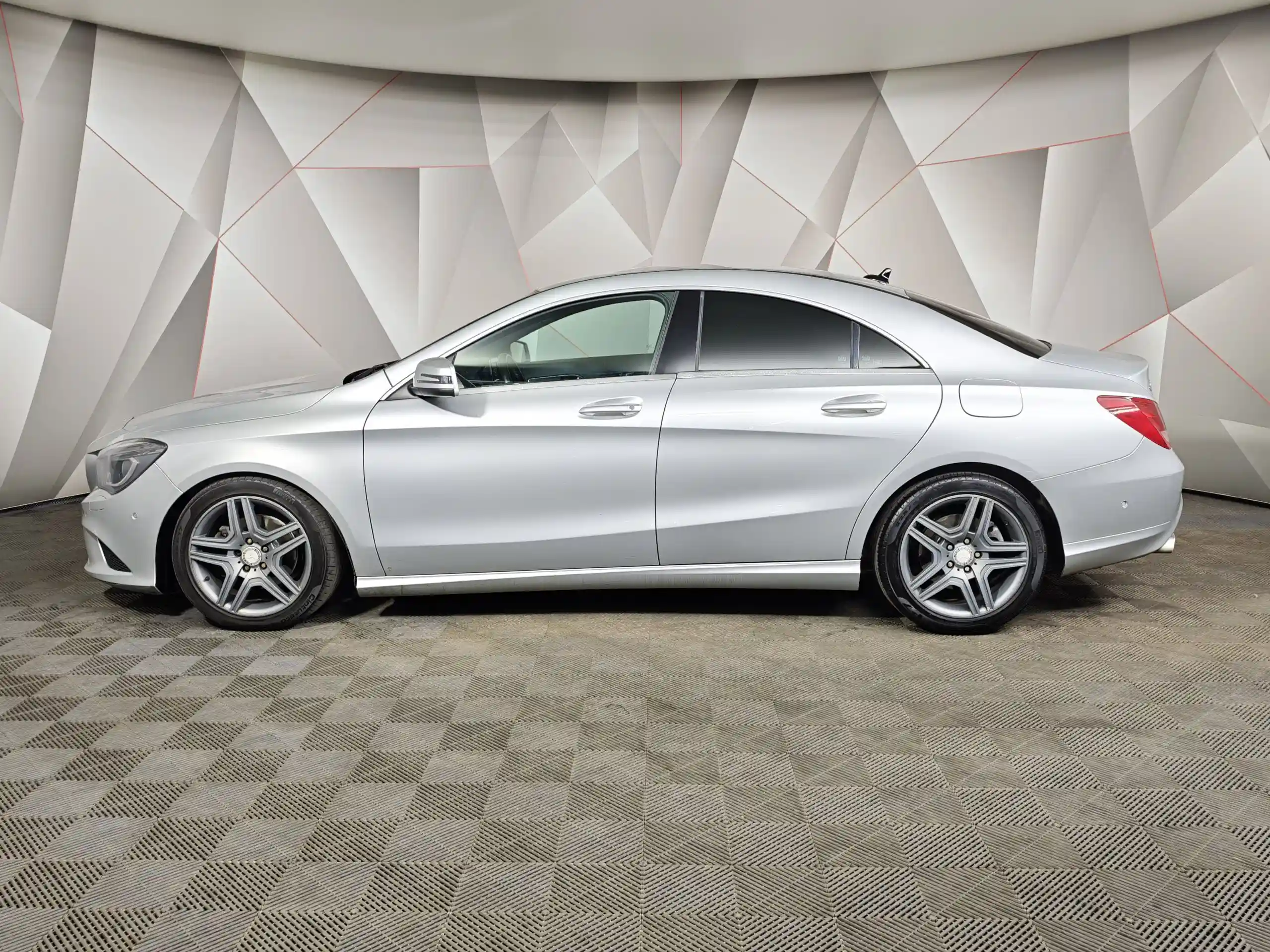 Mercedes-Benz CLA 2014