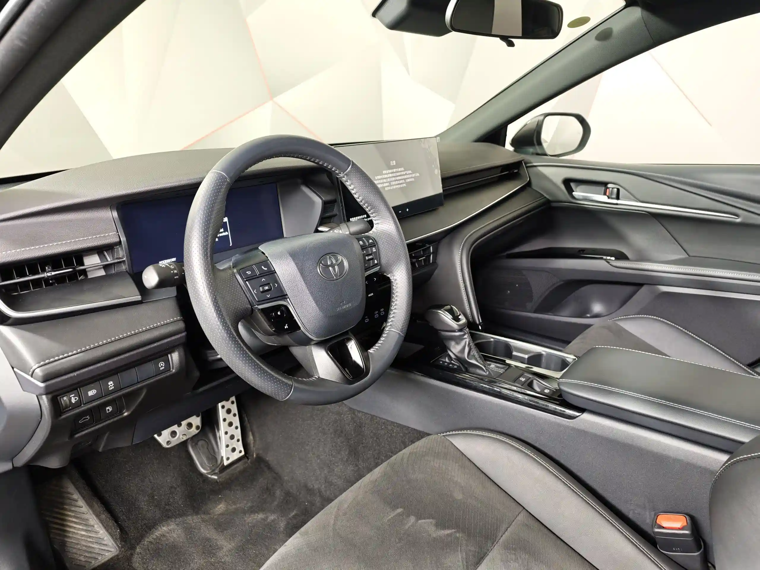Toyota Camry 2024
