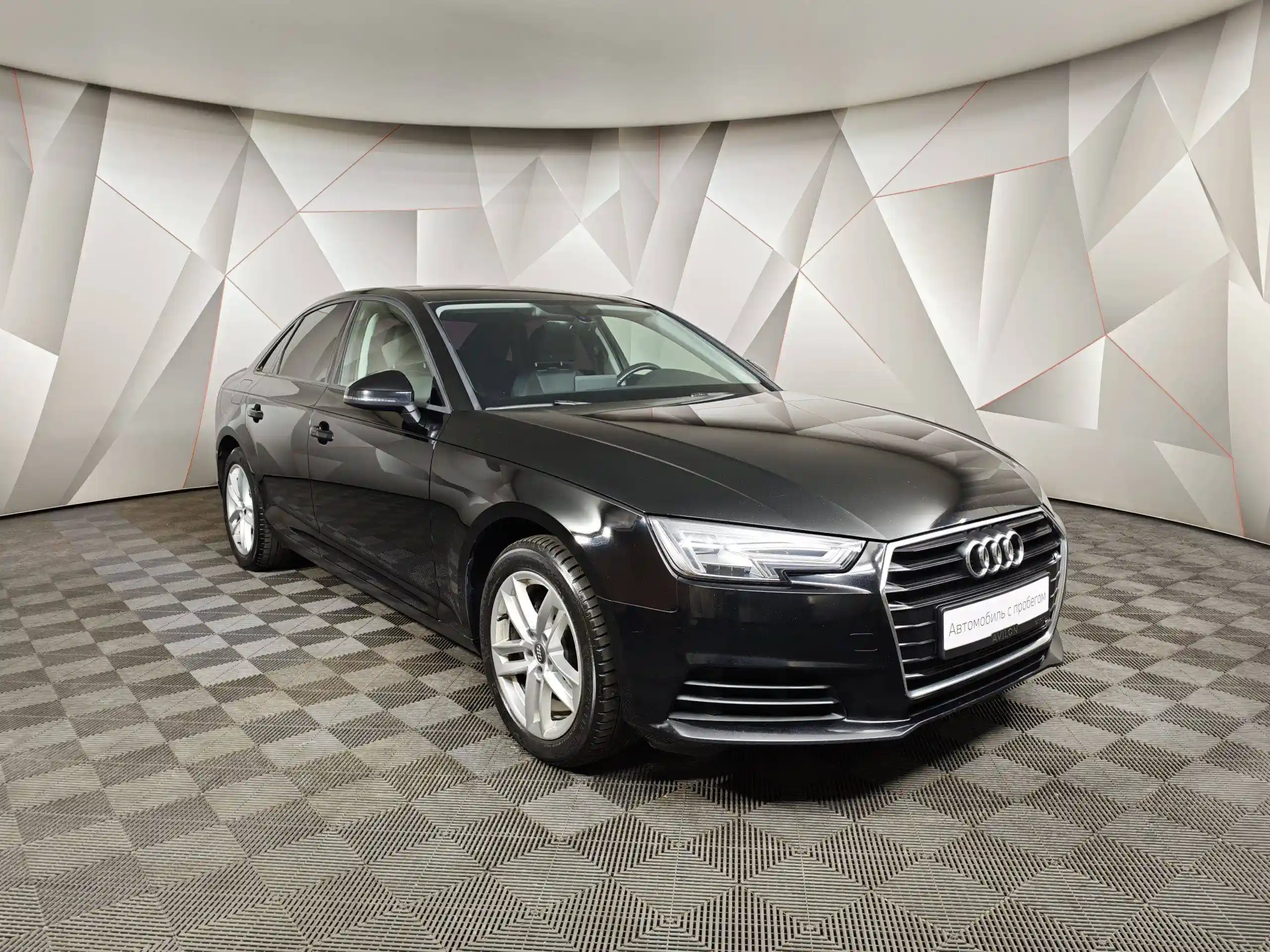 Audi A4 2019