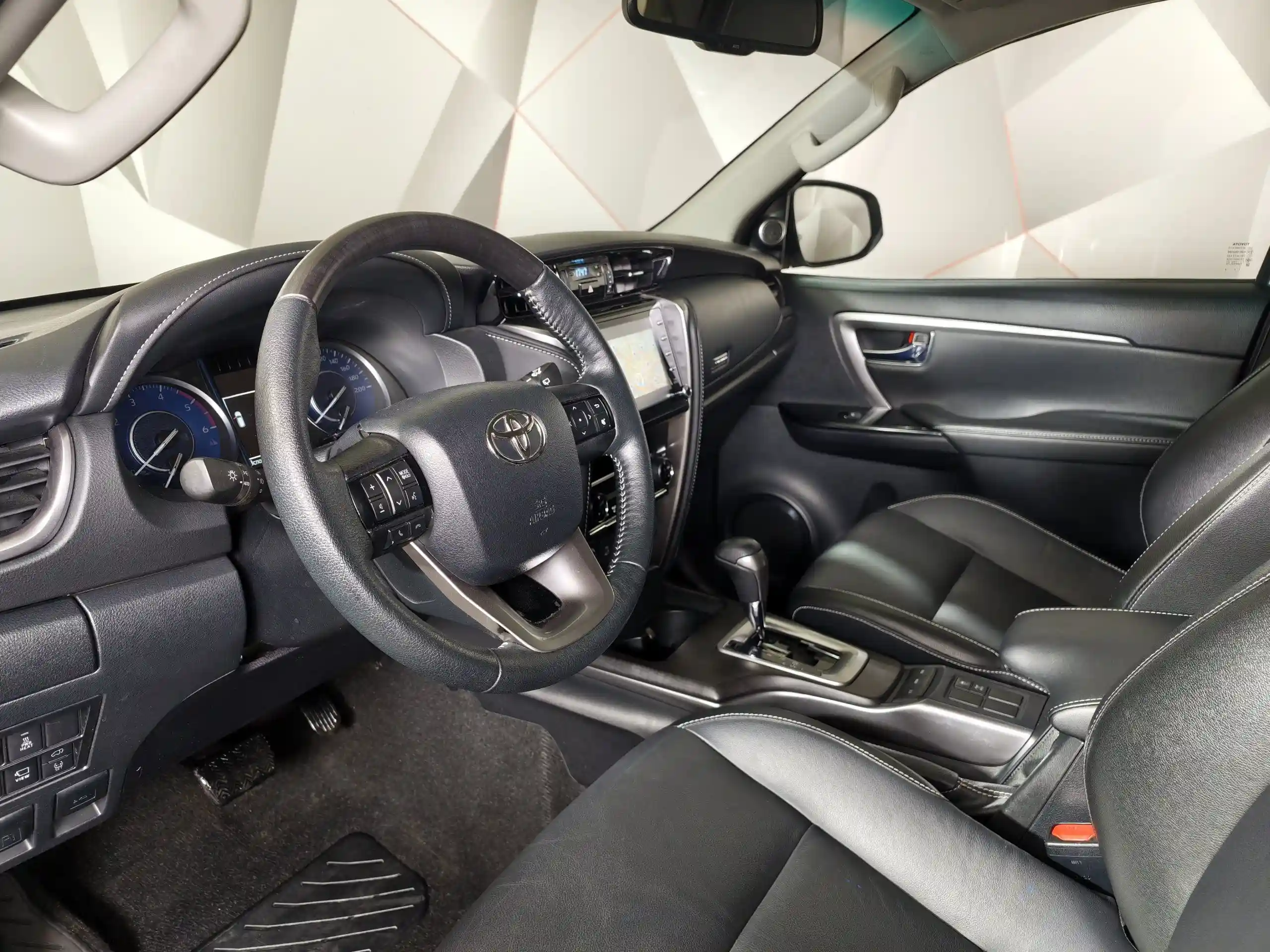 Toyota Fortuner 2021
