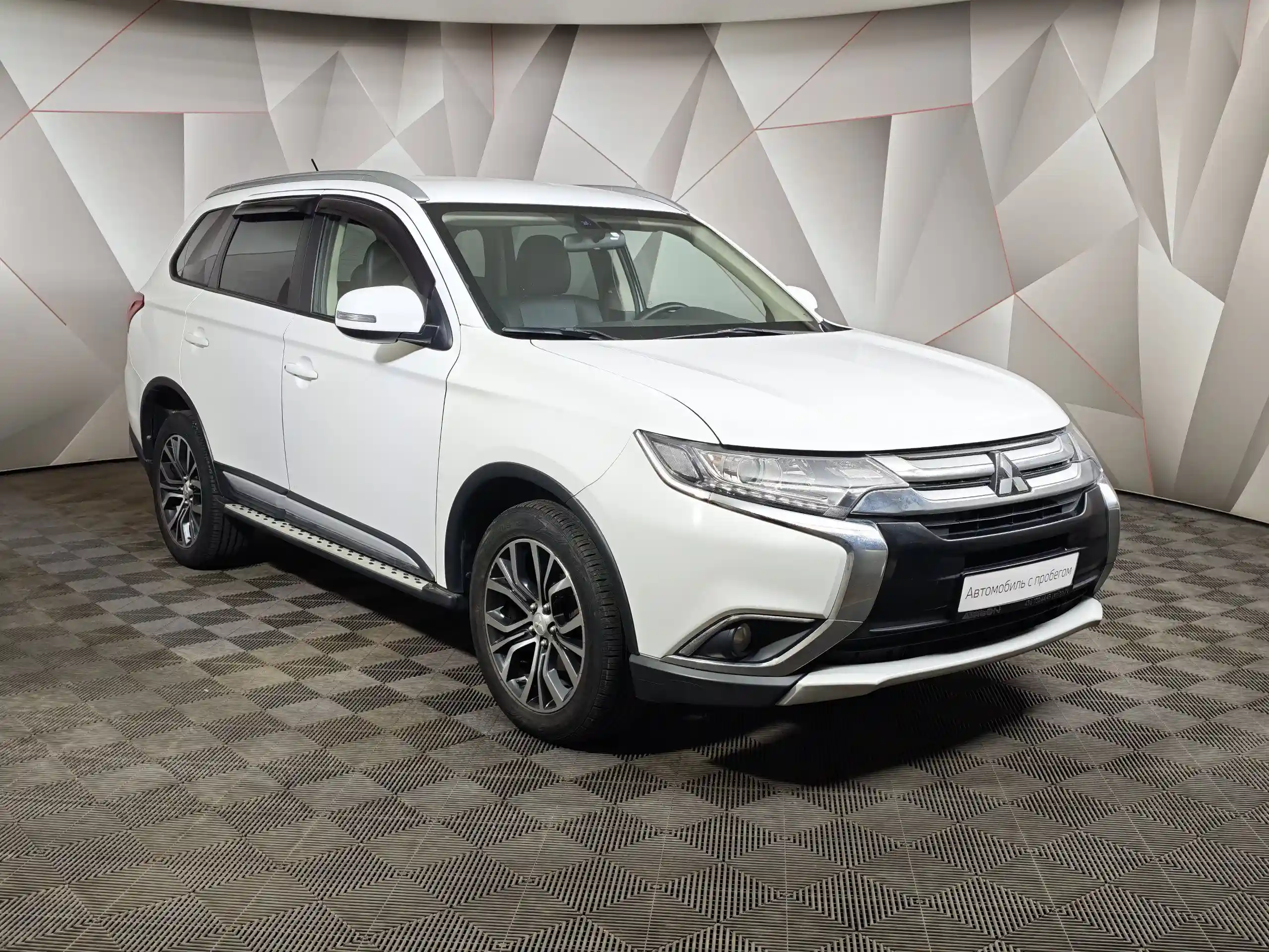 Mitsubishi Outlander 2015