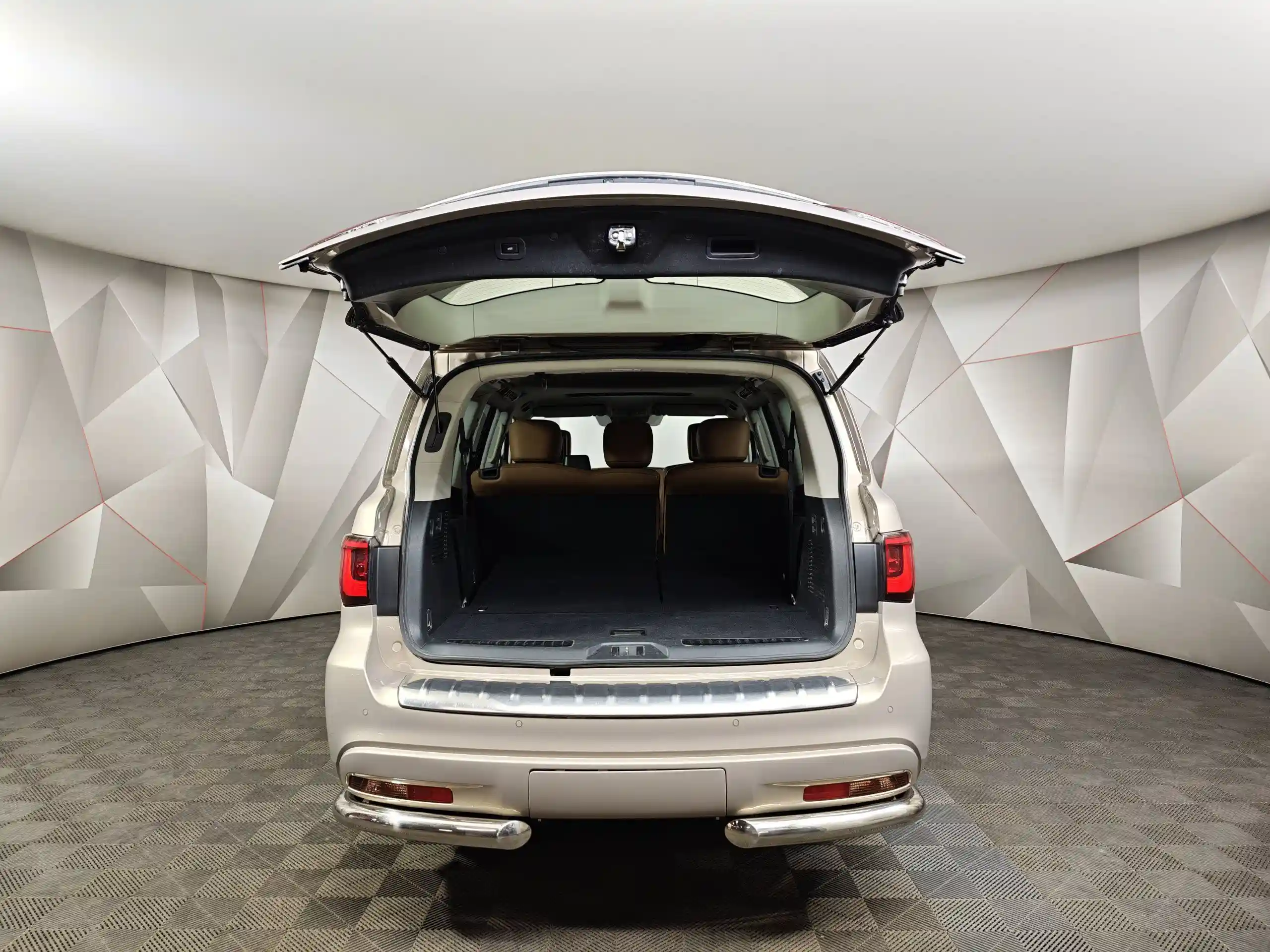 Infiniti QX80 2020