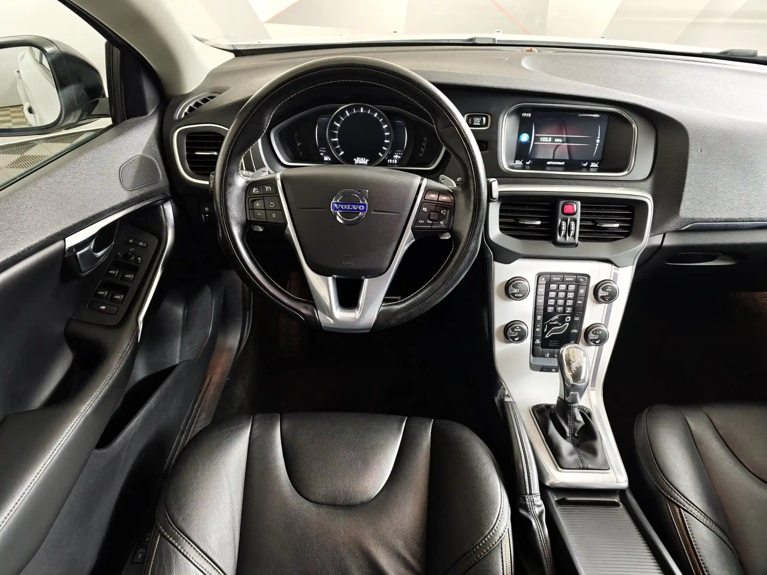 Volvo V40 2013