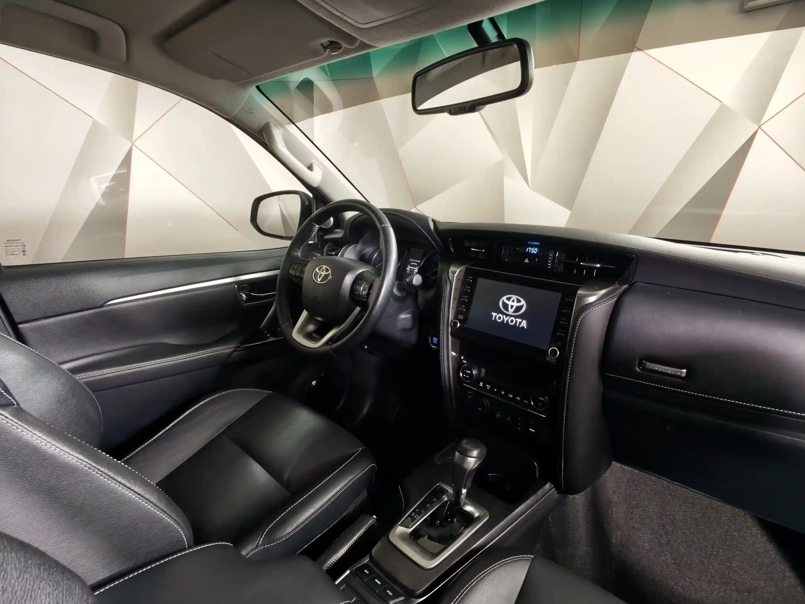 Toyota Fortuner 2021