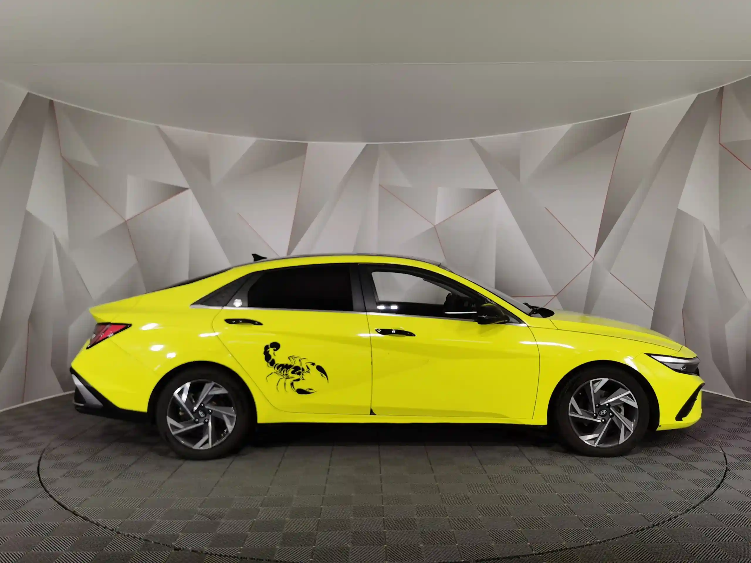 Hyundai Elantra 2023
