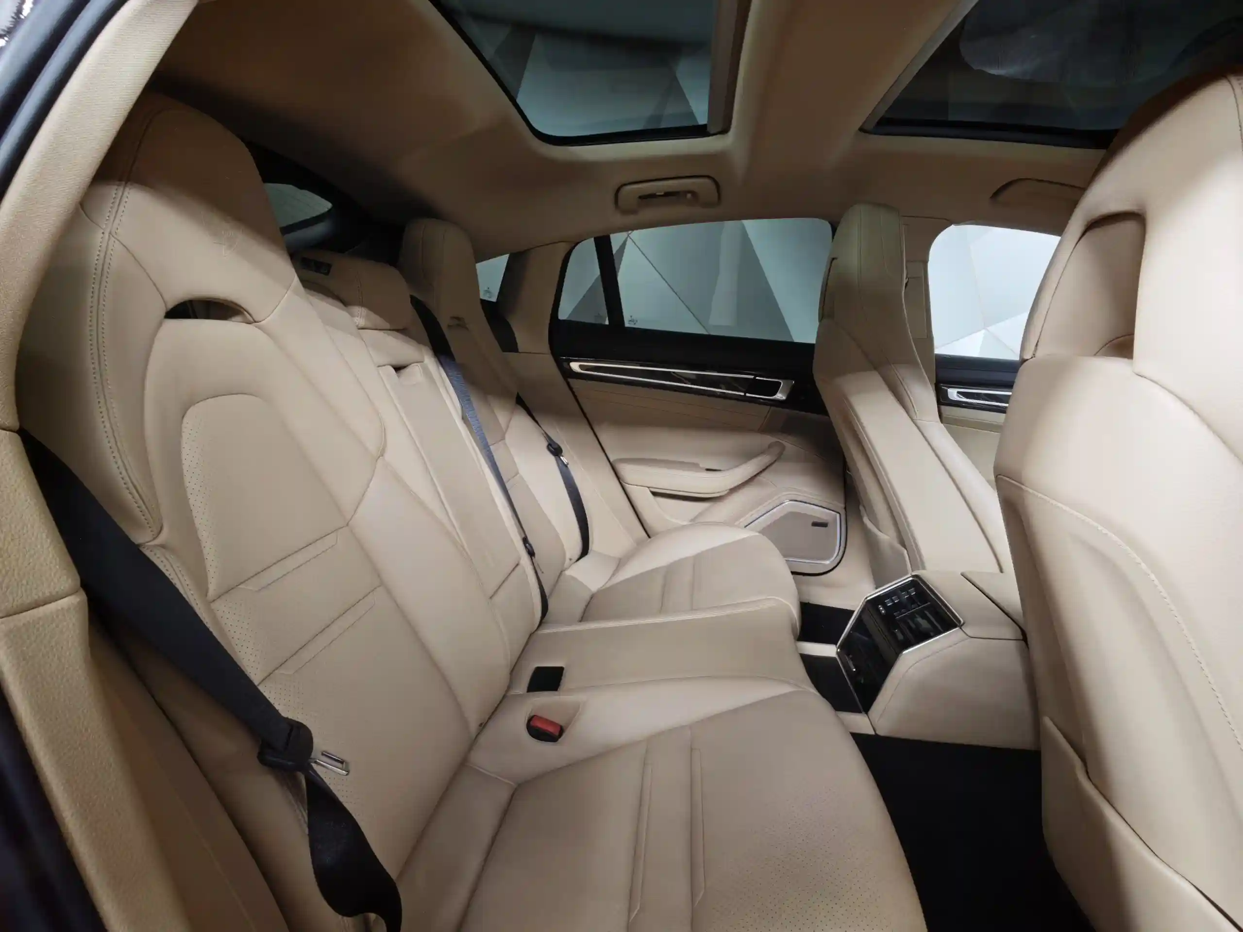 Porsche Panamera 2020