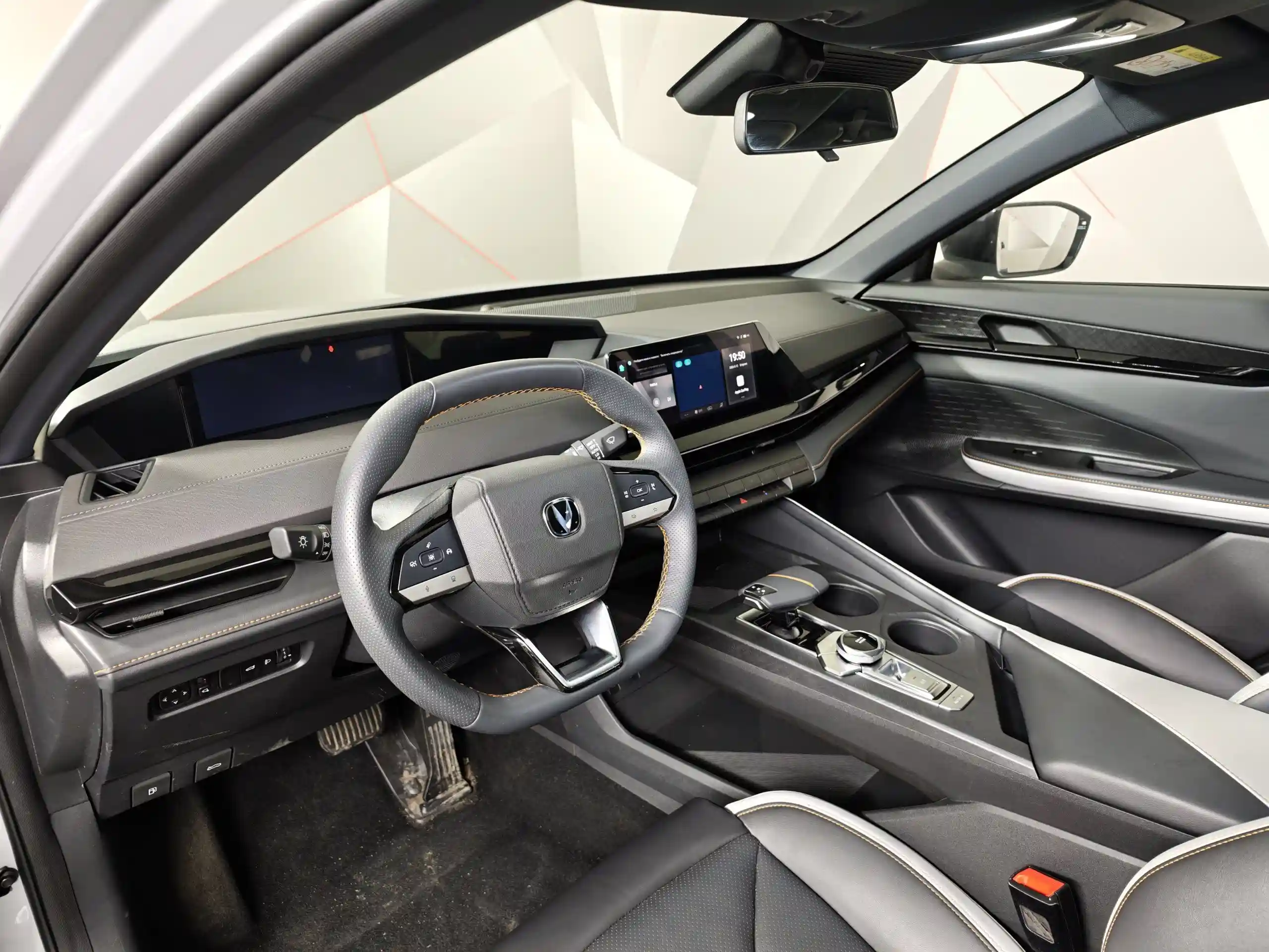 Changan UNI-V 2024