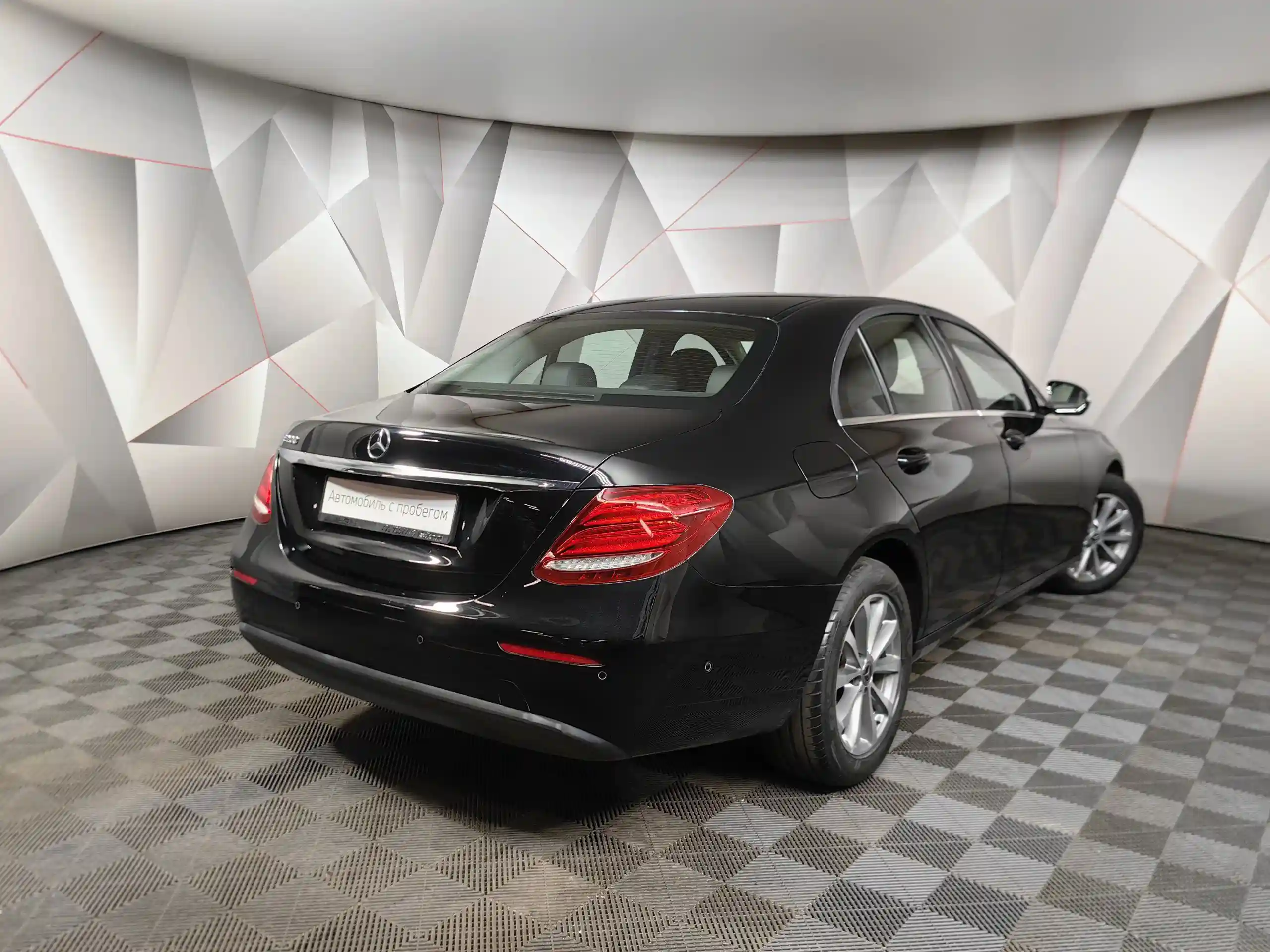 Mercedes-Benz E-Класс 2020