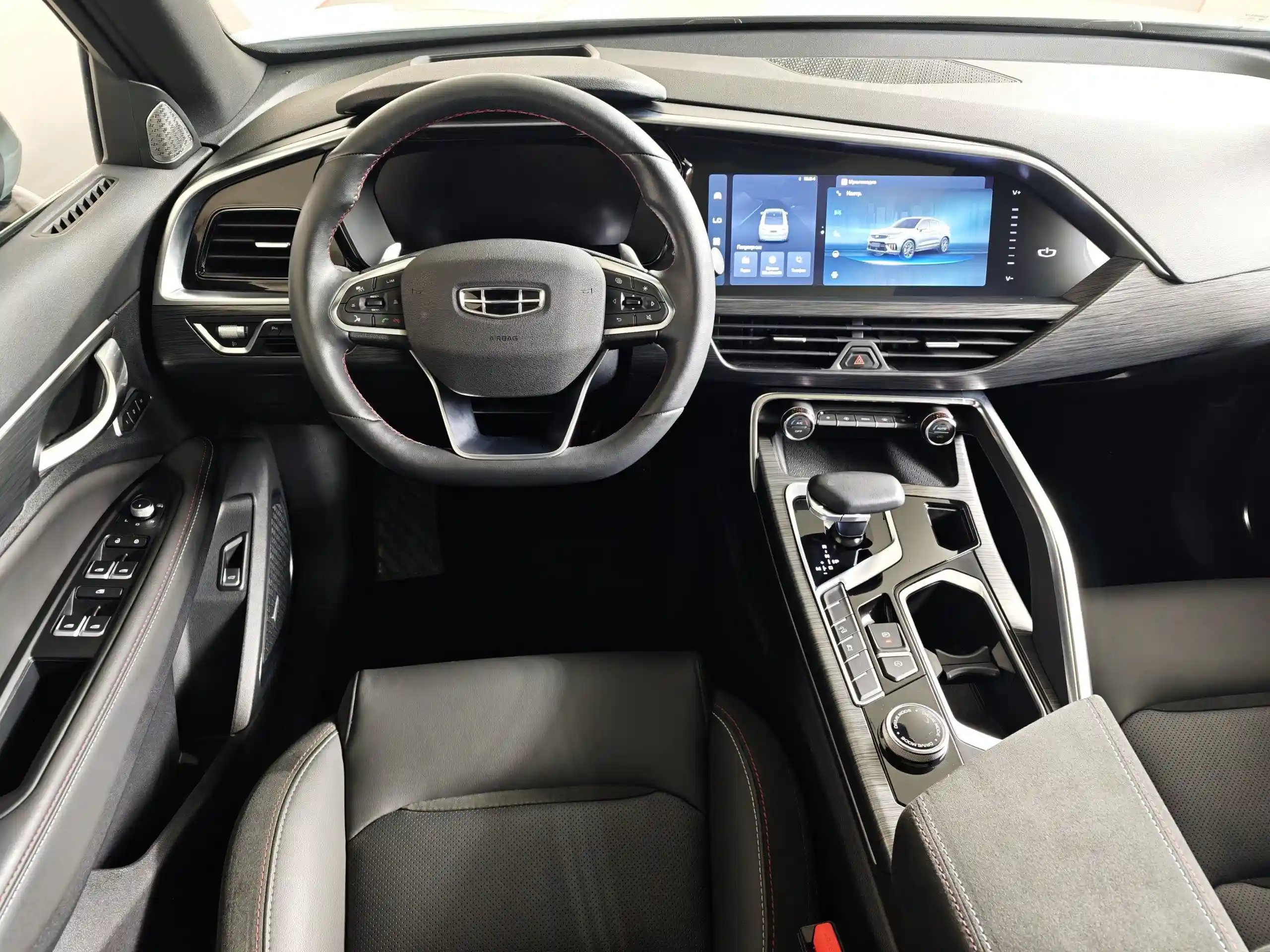Geely Tugella 2023