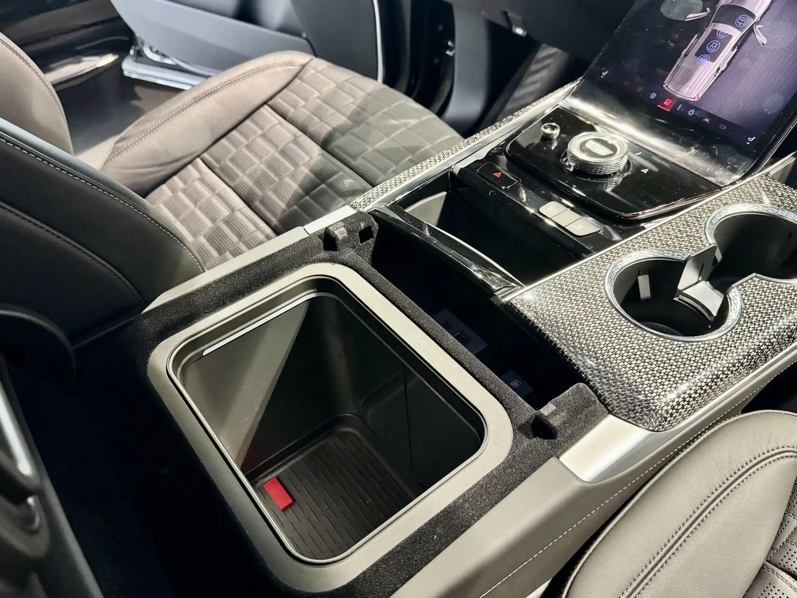 Cadillac Escalade 2025