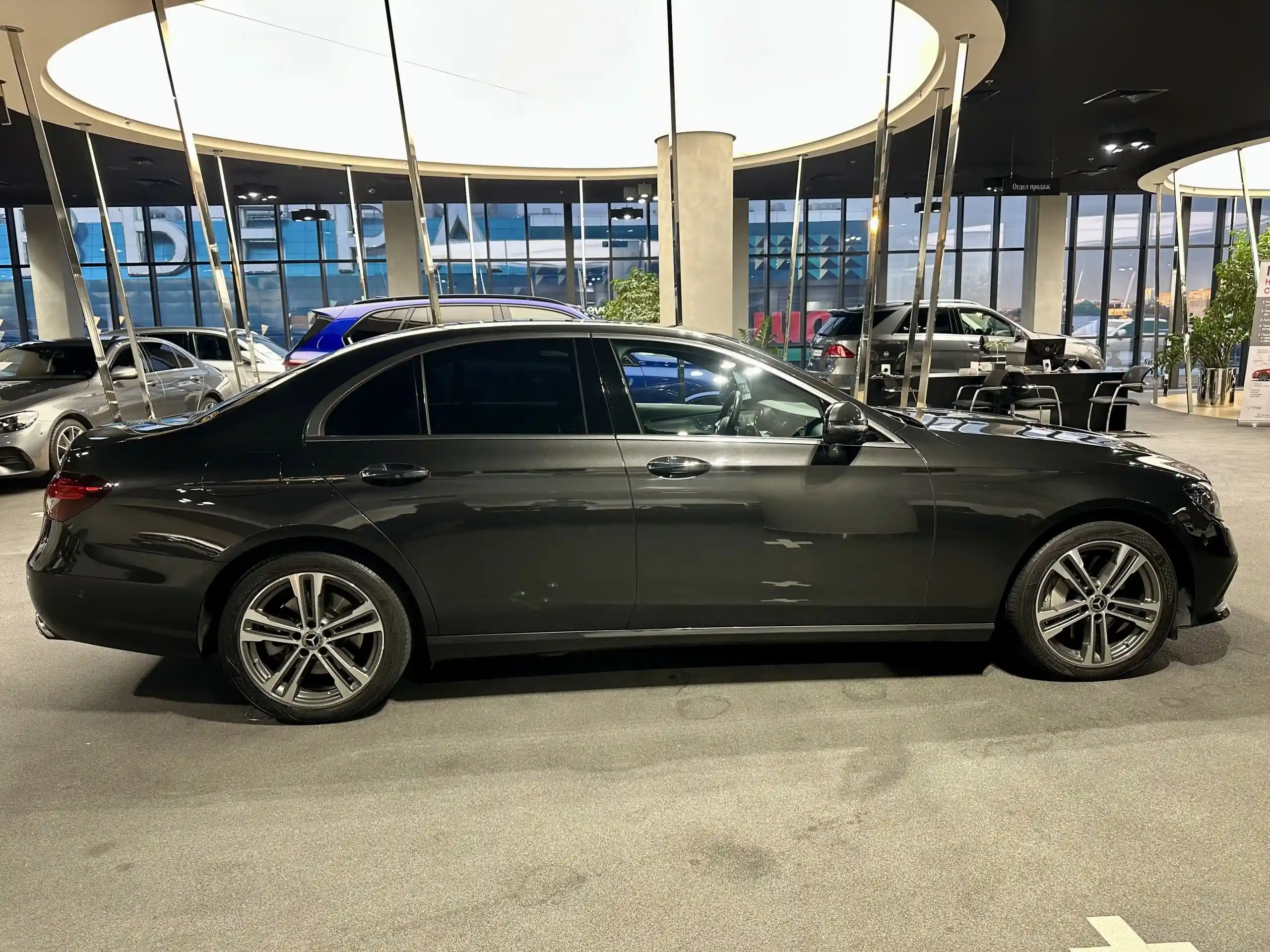 Mercedes-Benz E-Класс 2021