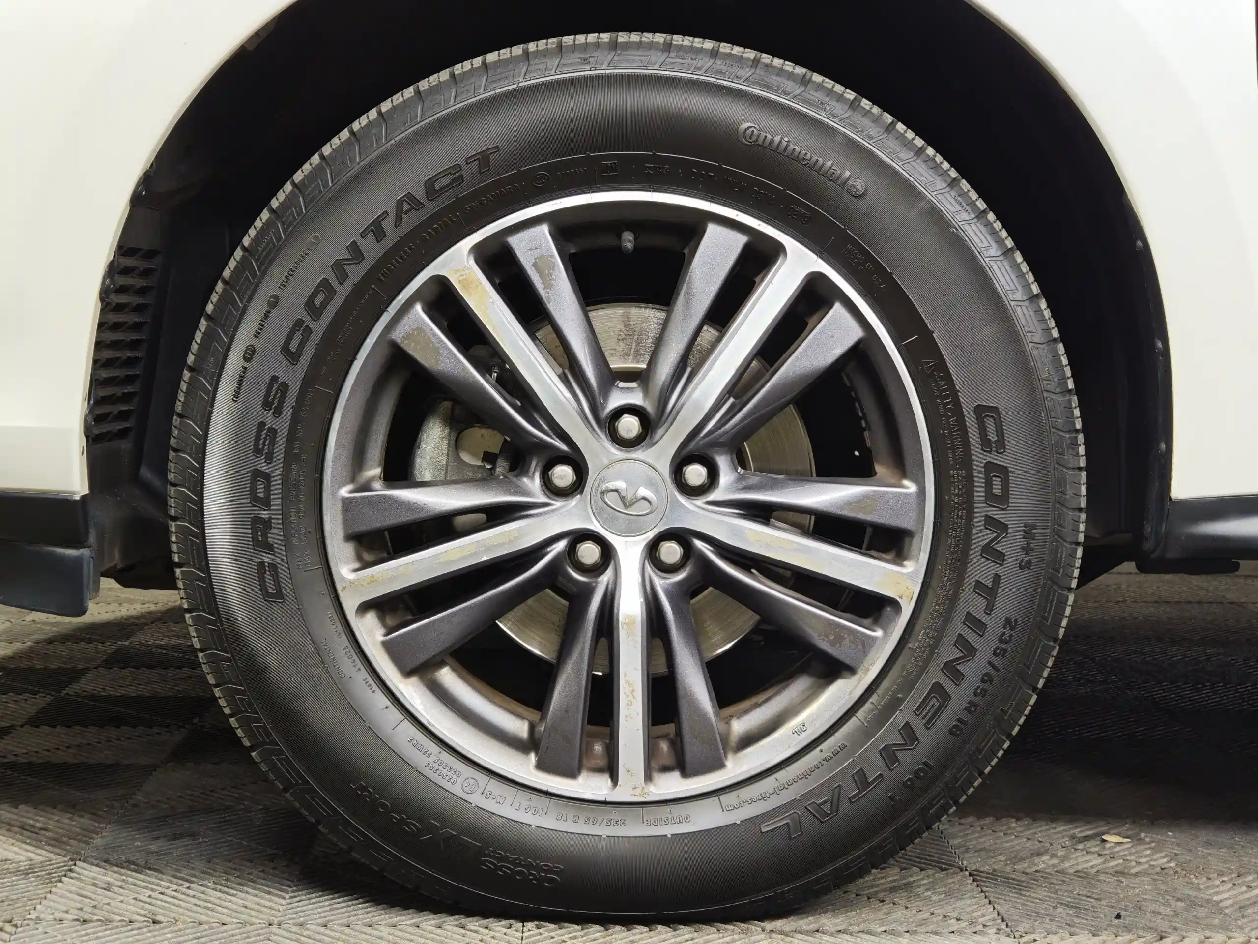 Infiniti QX60 2019