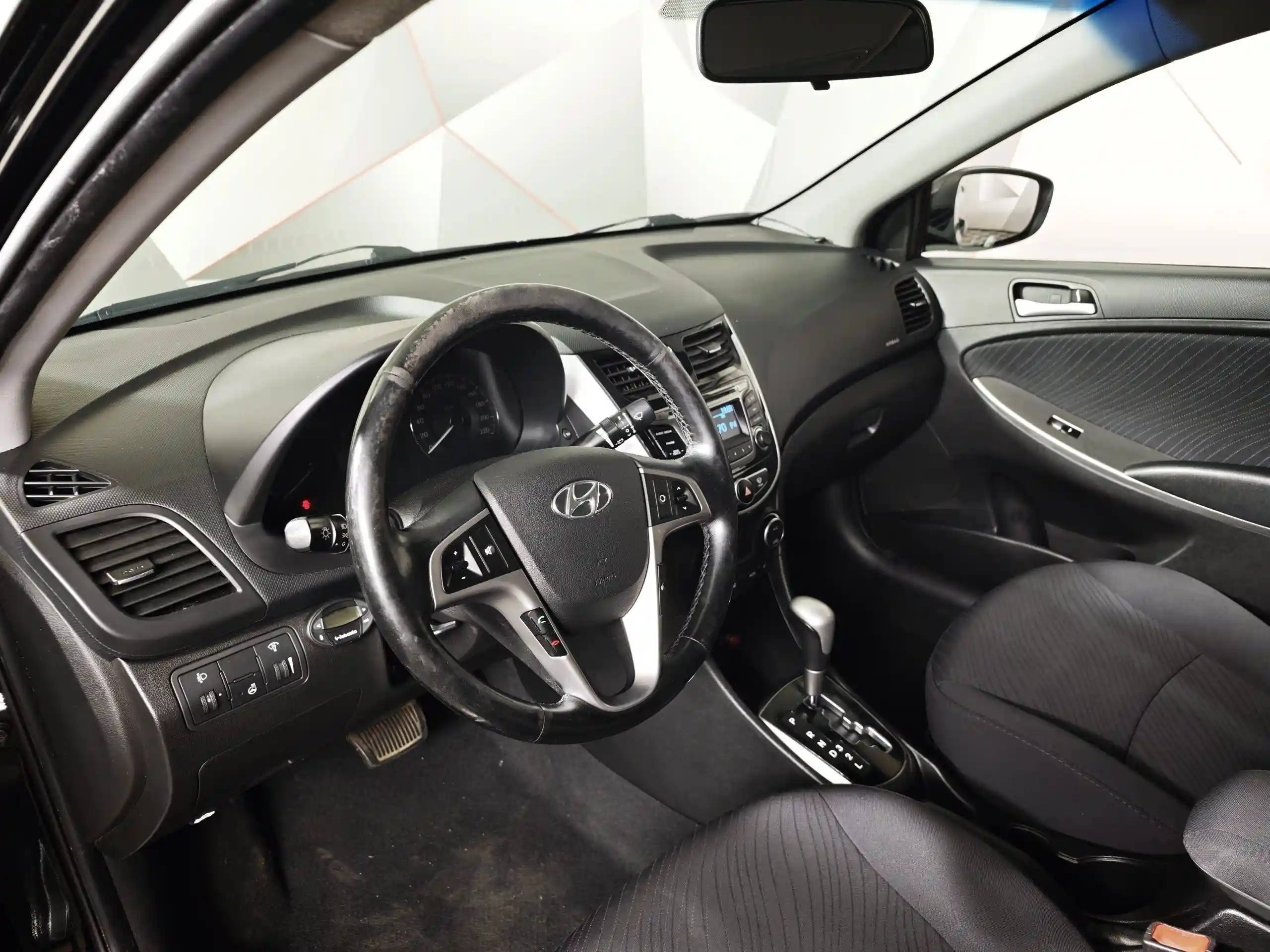 Hyundai Solaris 2016