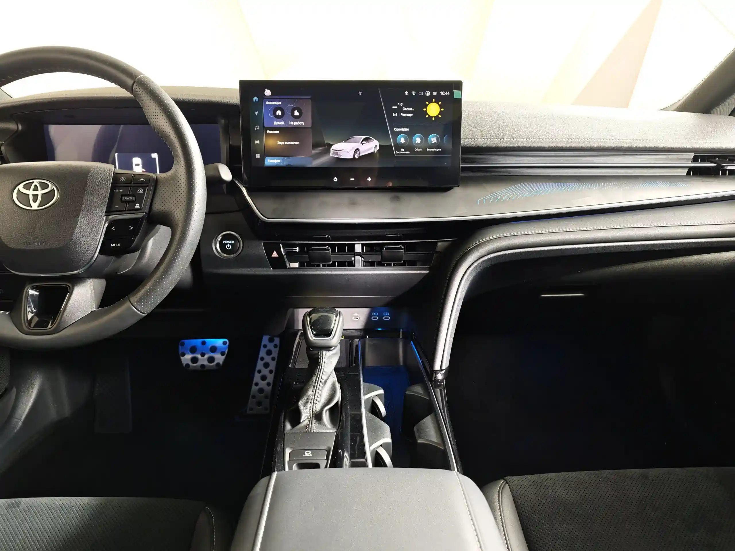 Toyota Camry 2025