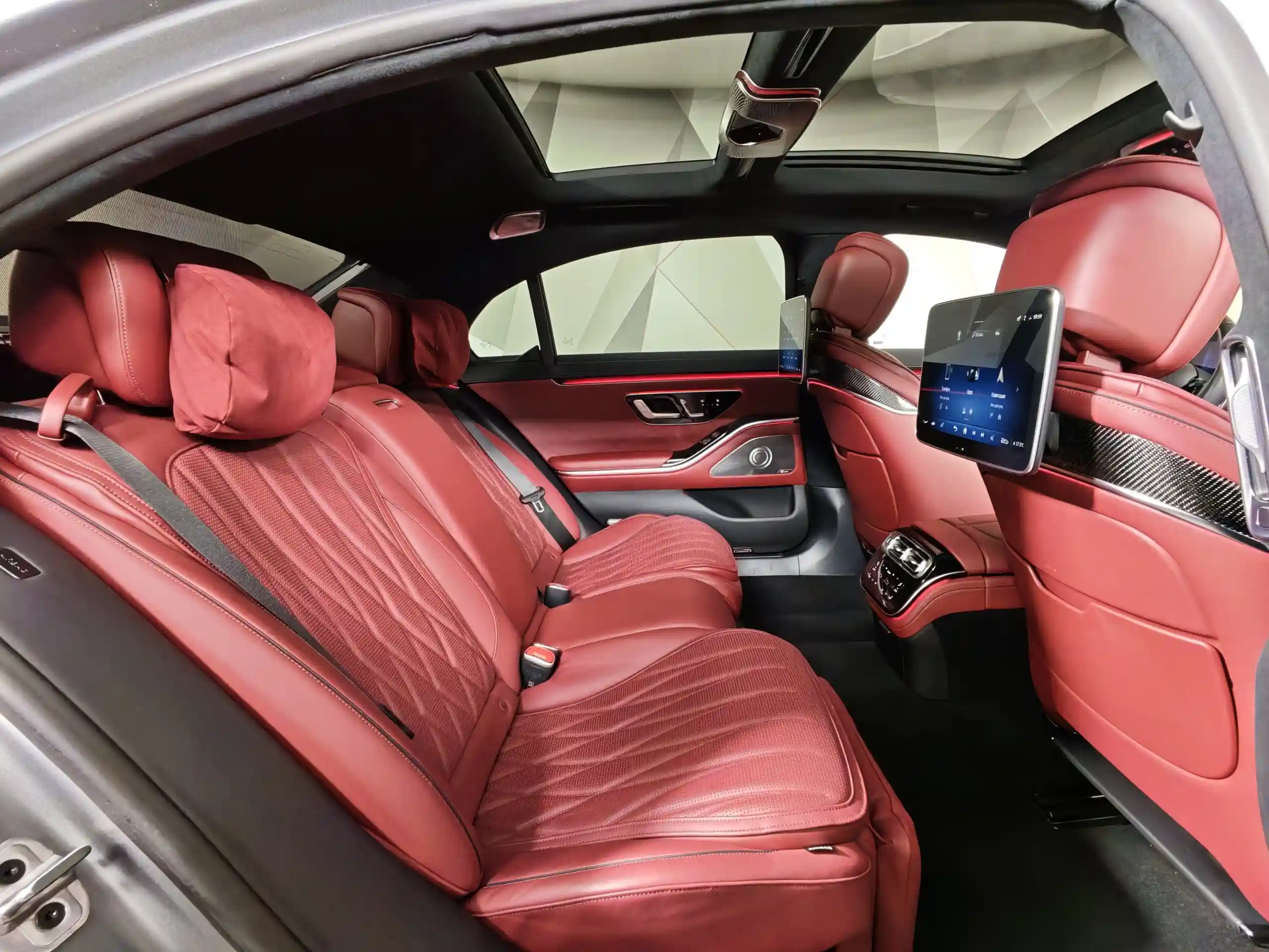 Mercedes-Benz S-Класс 2024