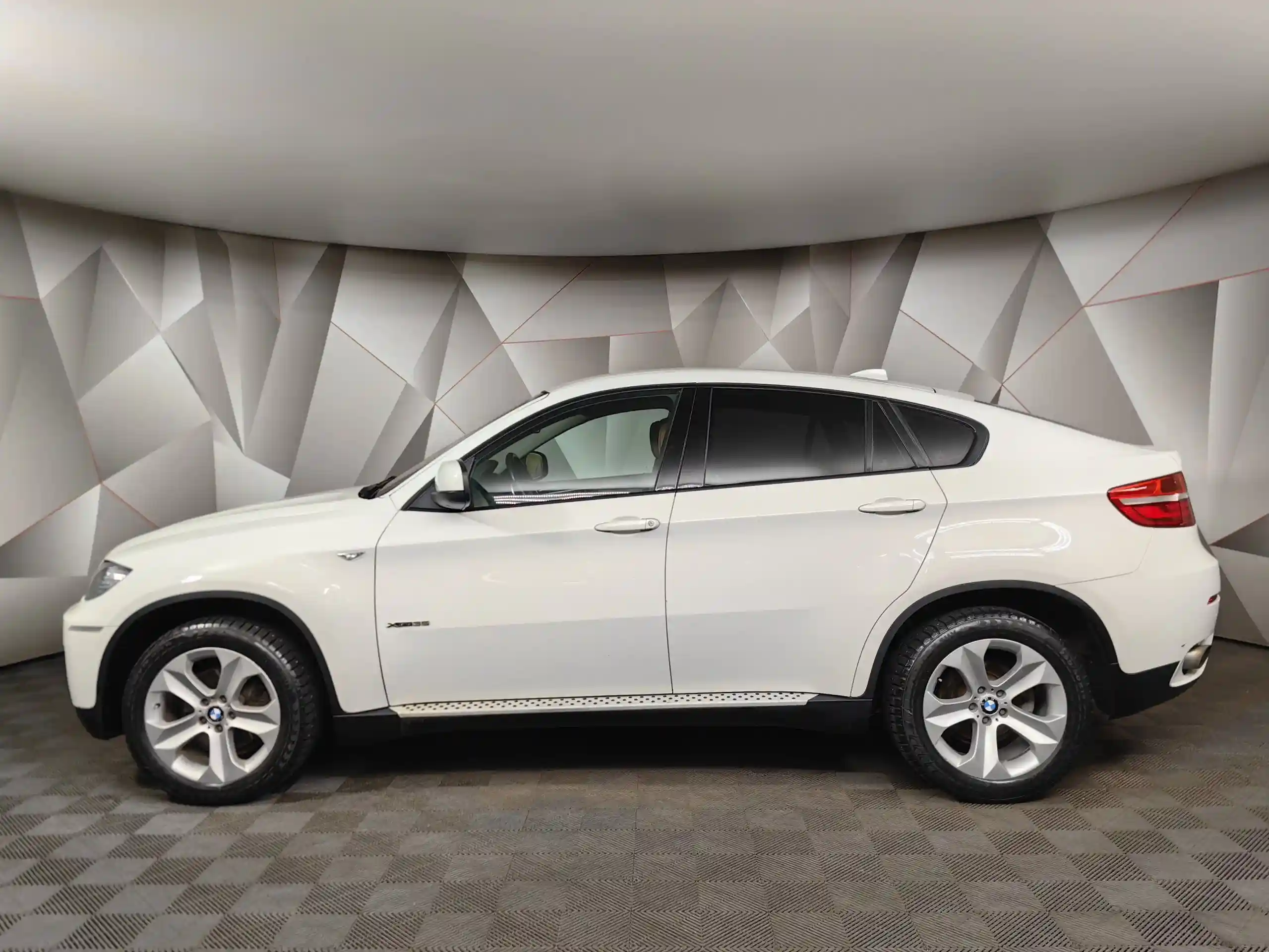 BMW X6 2012