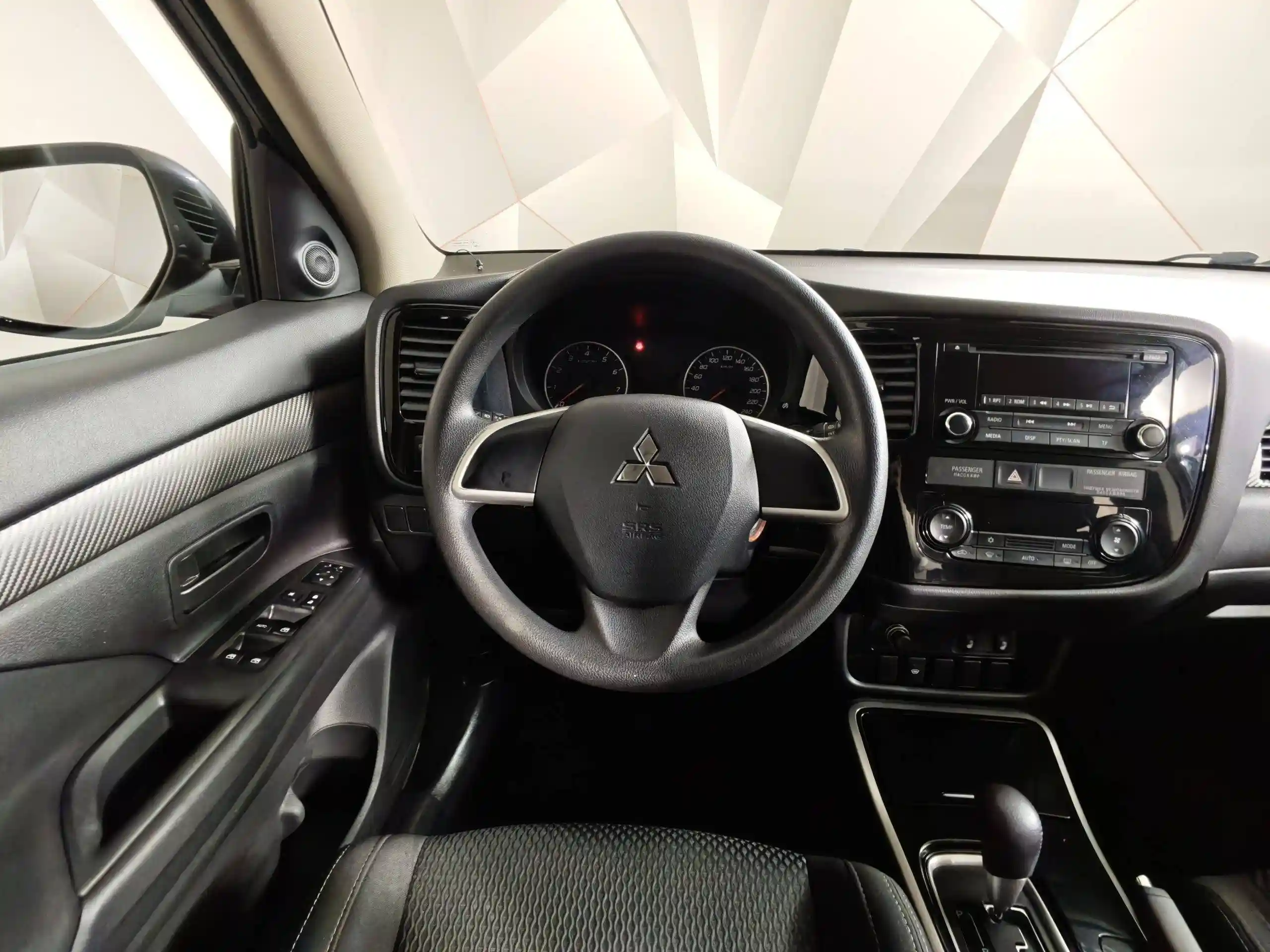Mitsubishi Outlander 2018