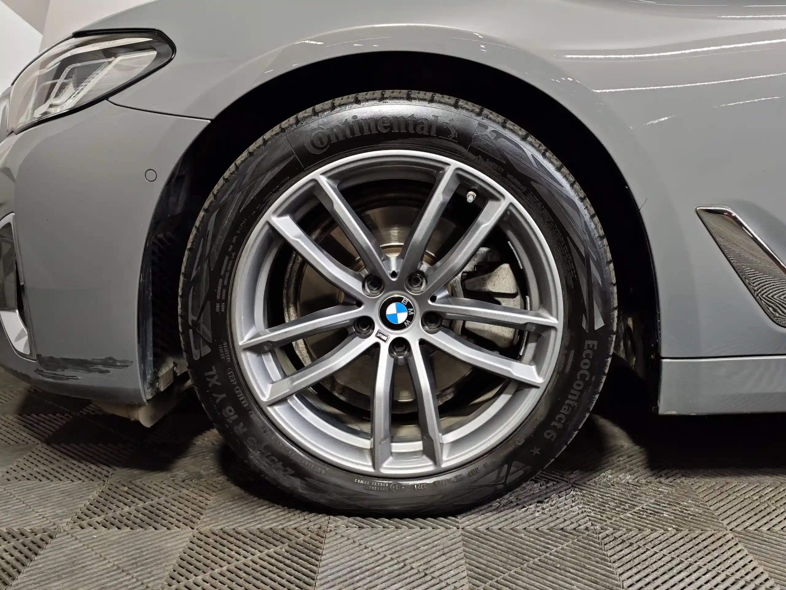 BMW 5 серия 2022