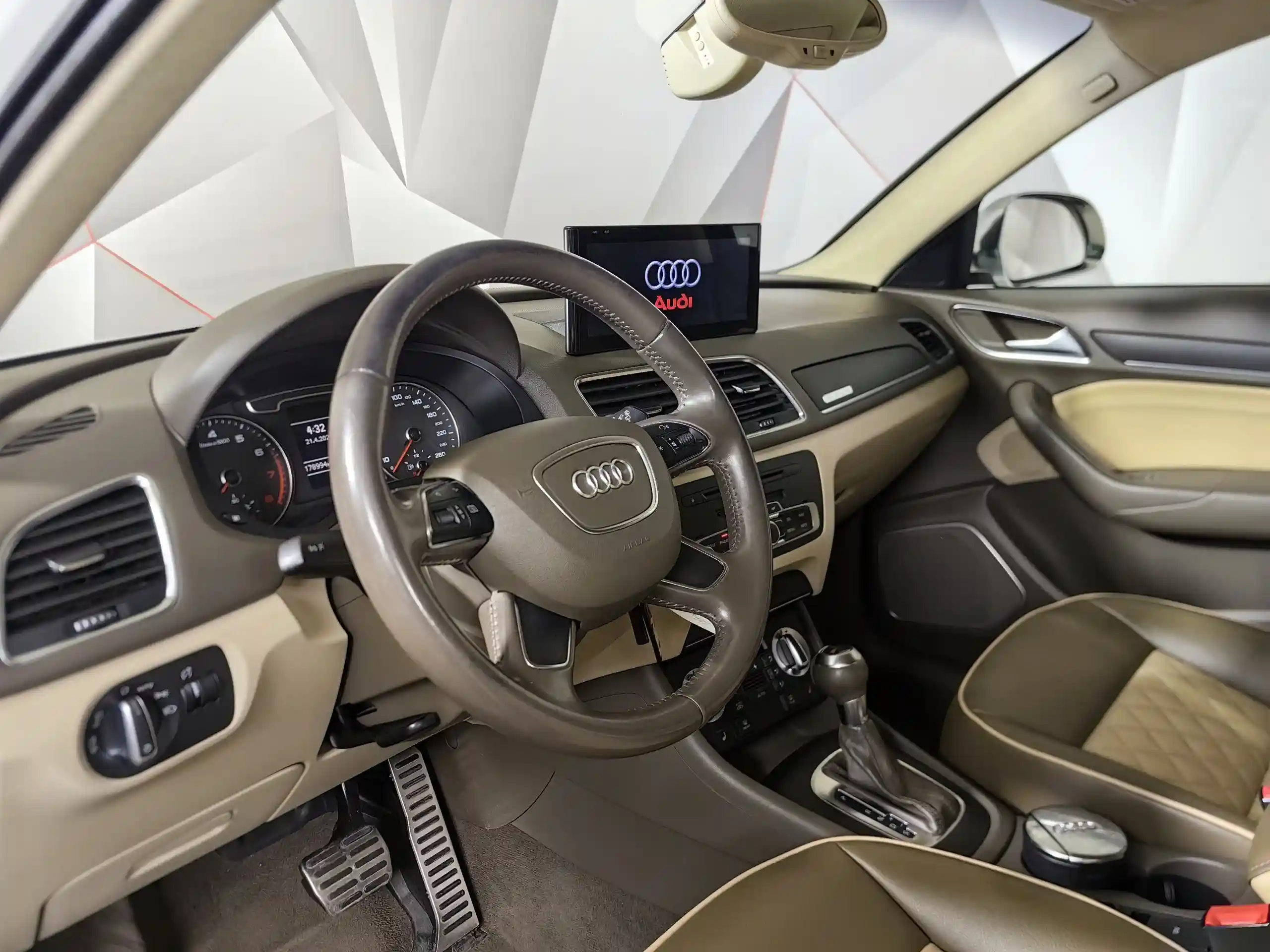Audi Q3 2013