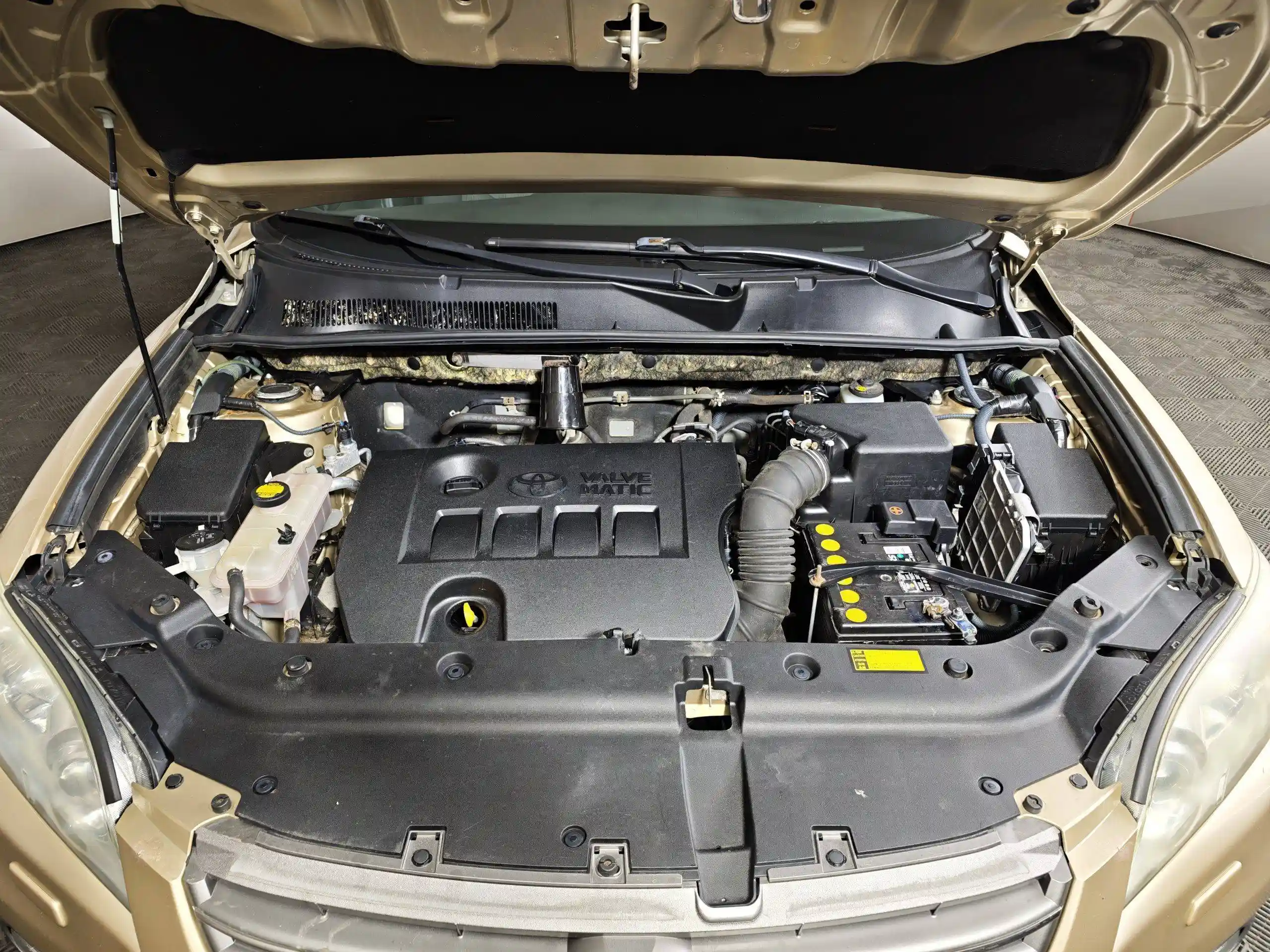 Toyota RAV4 2011