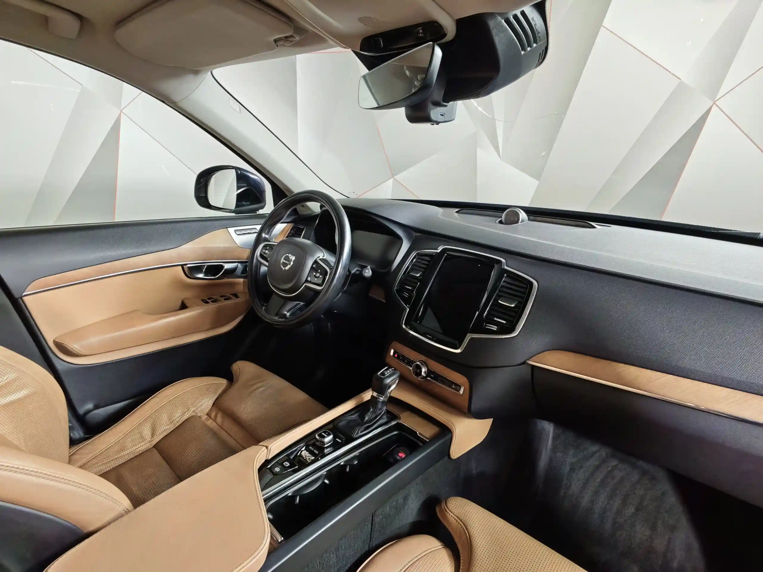 Volvo XC90 2016