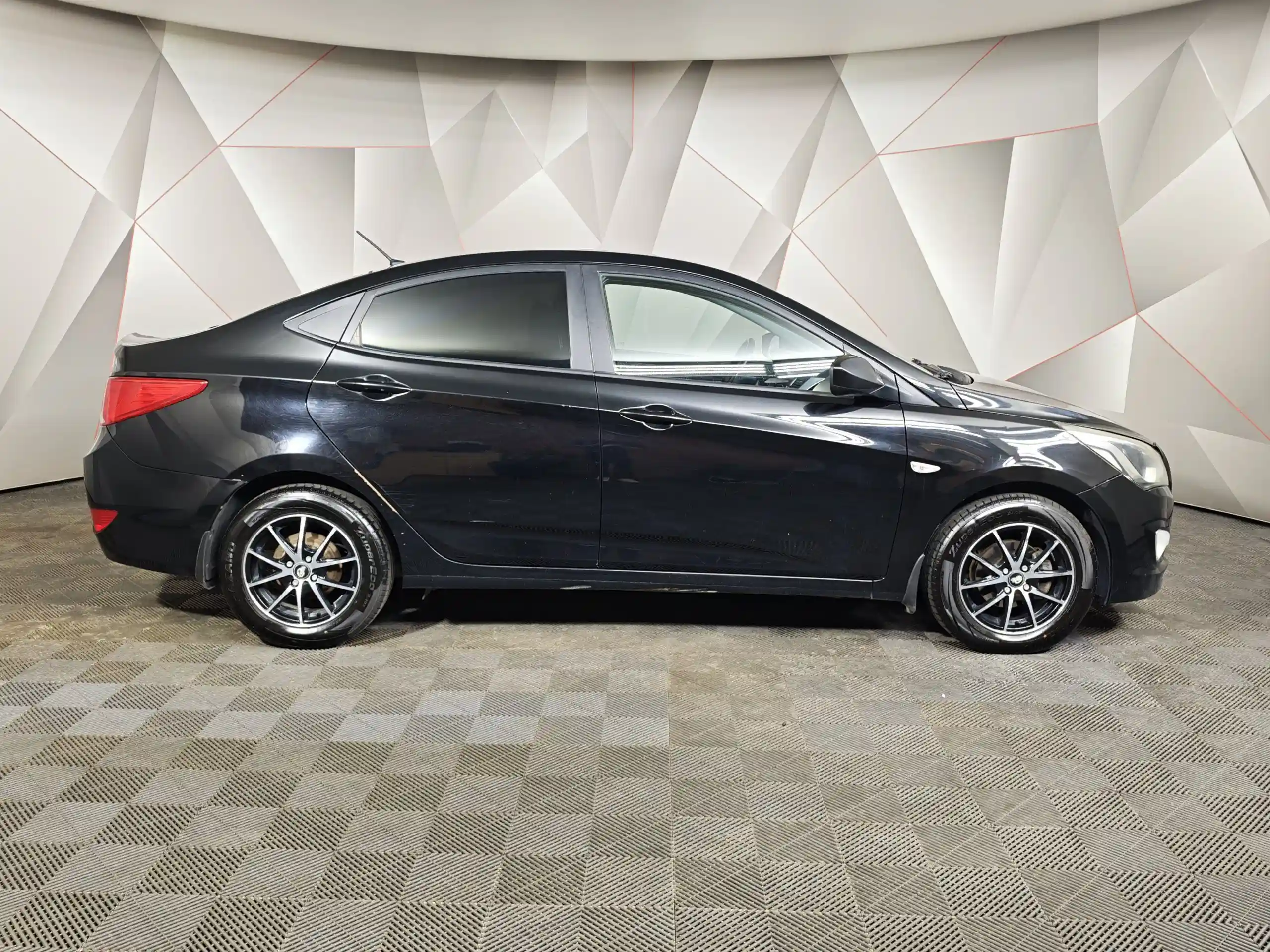 Hyundai Solaris 2016
